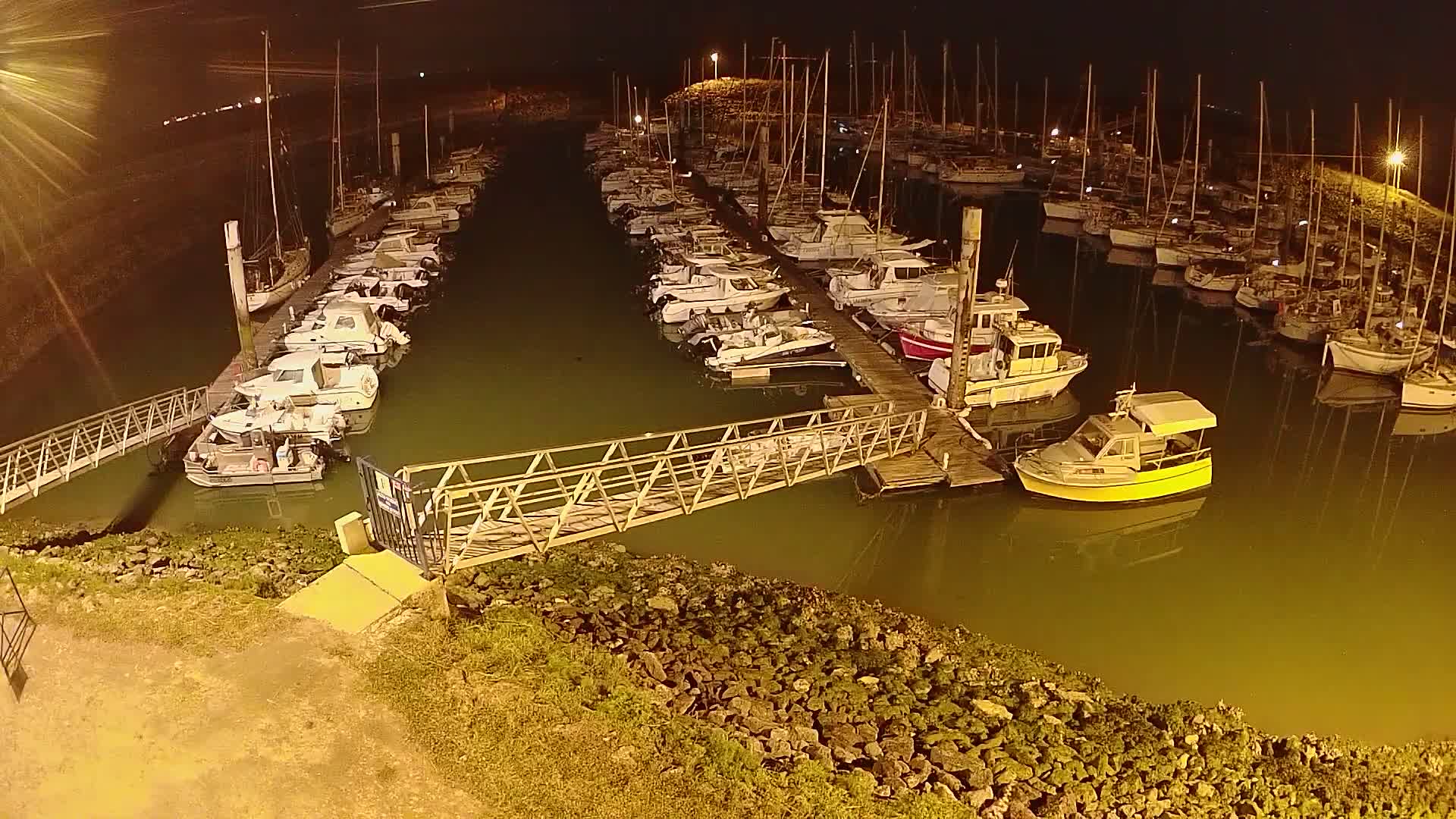 Oleron - Le Douhet Marine Live Cam - Rochefort, Charente-Maritime, Nouvelle-Aquitaine, France
