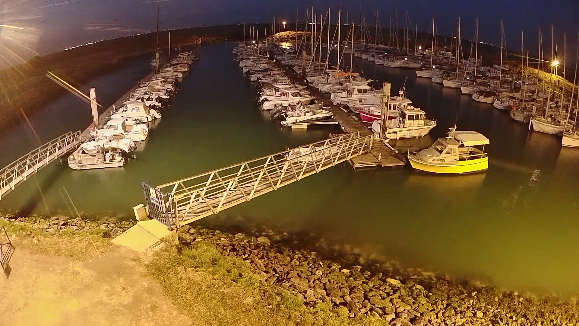 Oleron - Le Douhet Marine Live Cam - Rochefort, Charente-Maritime, Nouvelle-Aquitaine, France