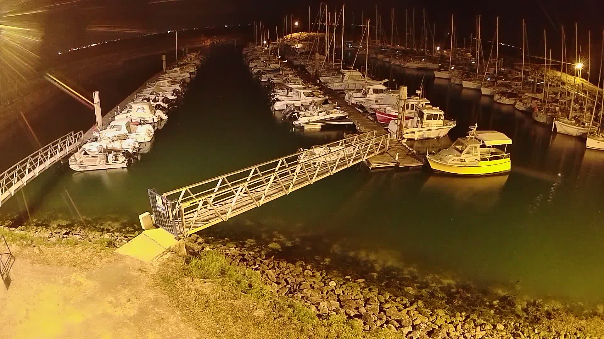 Oleron - Le Douhet Marine Live Cam - Rochefort, Charente-Maritime, Nouvelle-Aquitaine, France