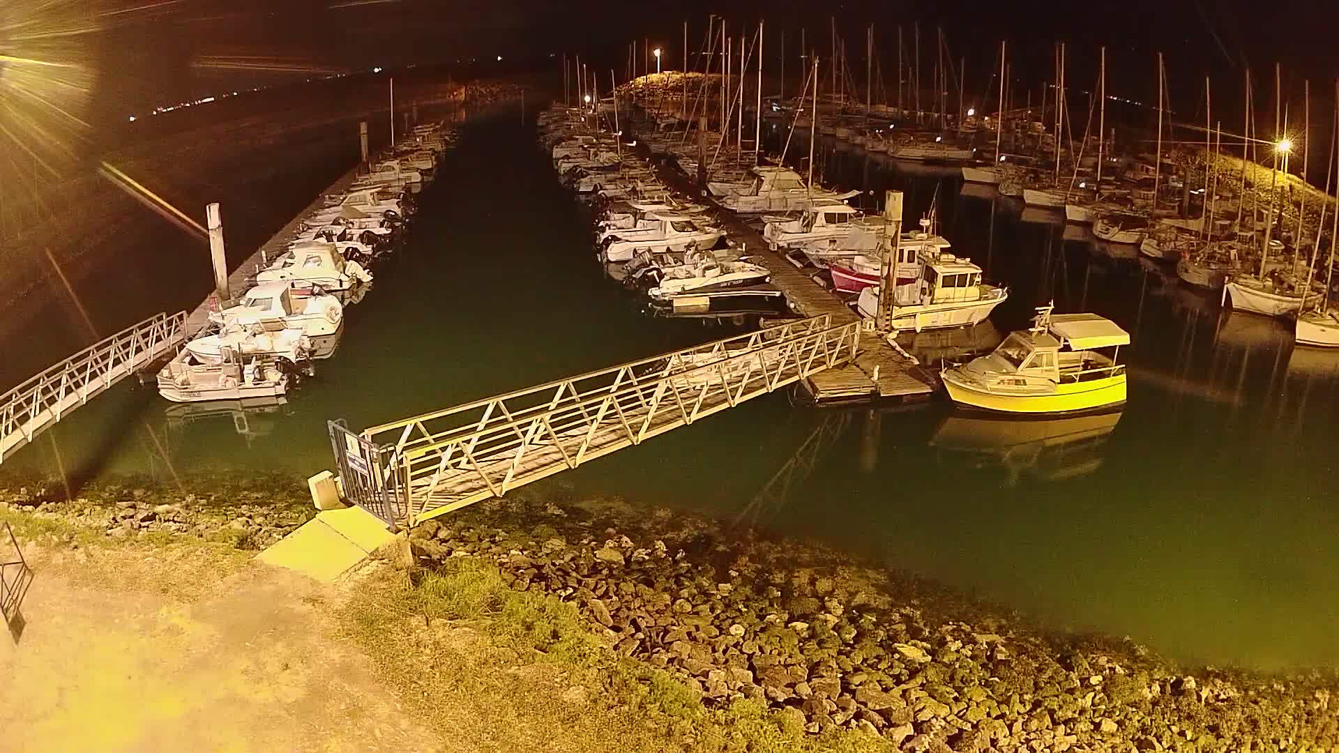 Oleron - Le Douhet Marine Live Cam - Rochefort, Charente-Maritime, Nouvelle-Aquitaine, France