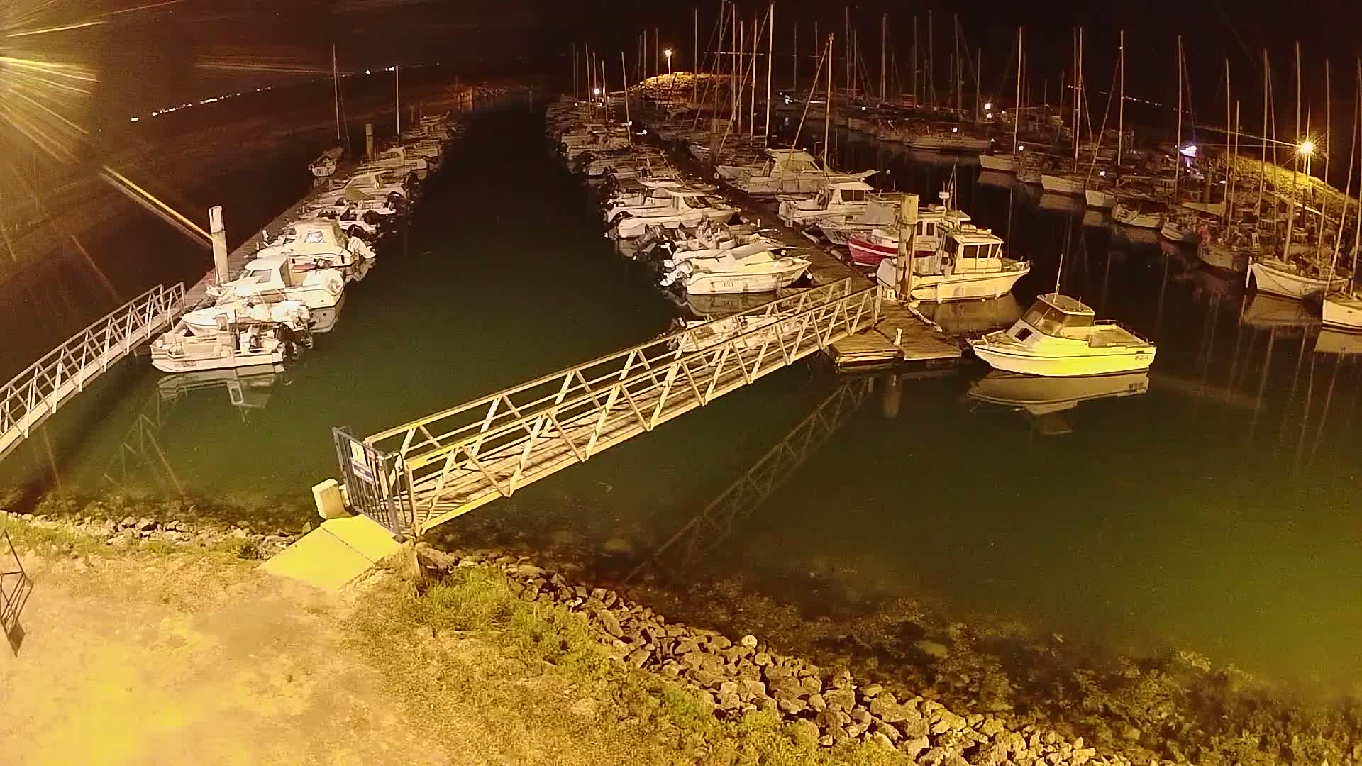 Oleron - Le Douhet Marine Live Cam - Rochefort, Charente-Maritime, Nouvelle-Aquitaine, France