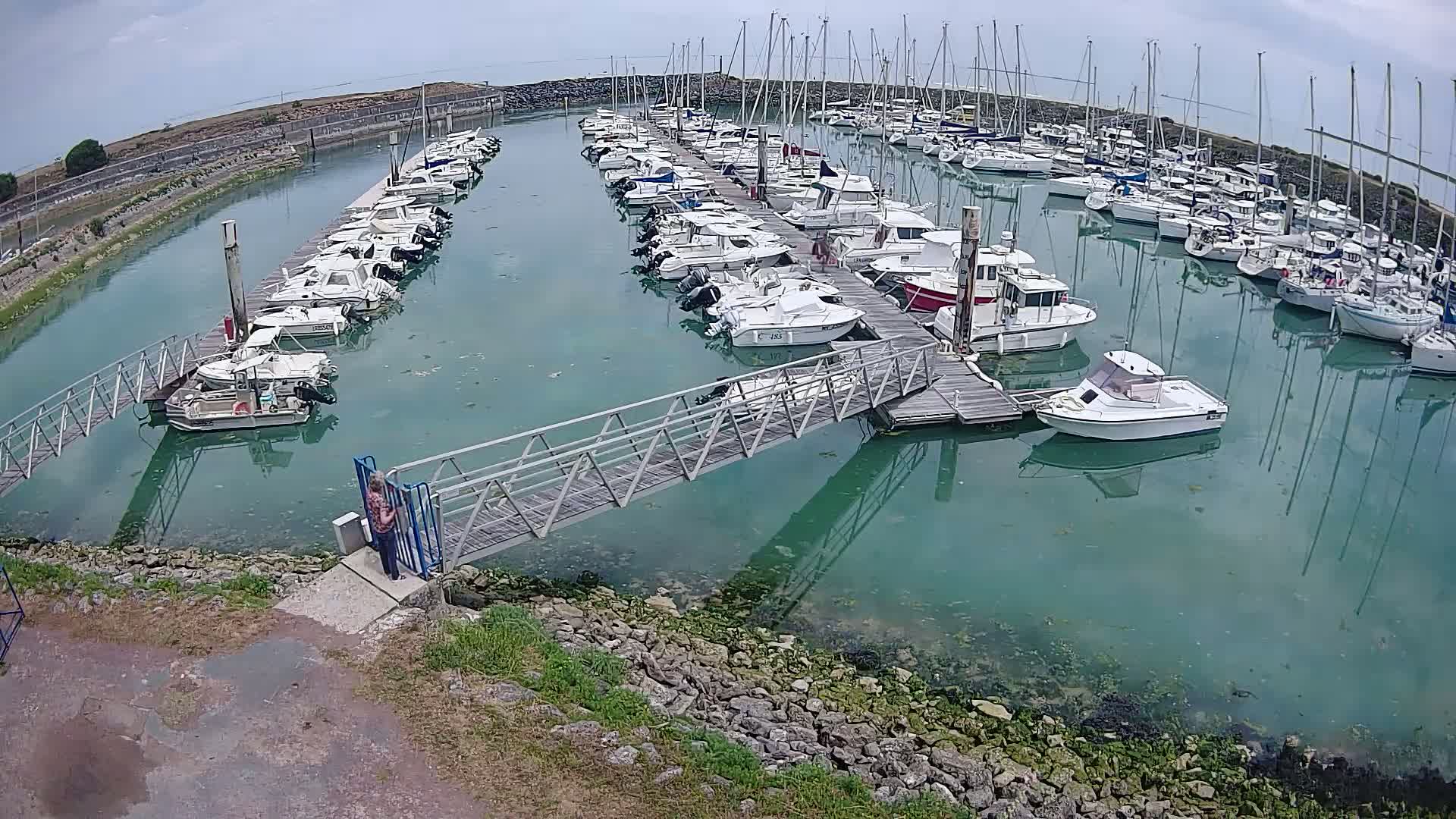 Oleron - Le Douhet Marine Live Cam - Rochefort, Charente-Maritime, Nouvelle-Aquitaine, France