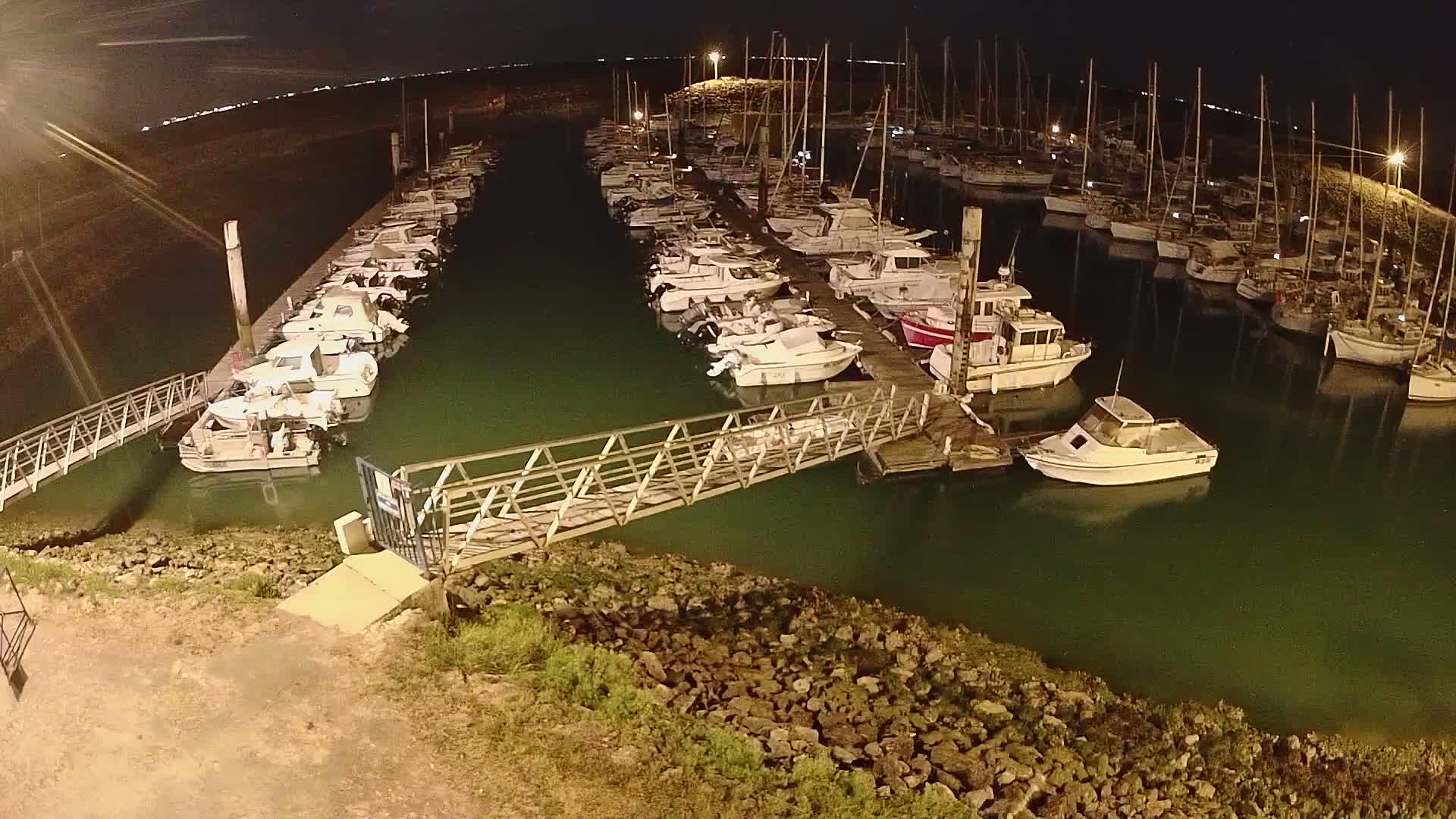 Oleron - Le Douhet Marine Live Cam - Rochefort, Charente-Maritime, Nouvelle-Aquitaine, France
