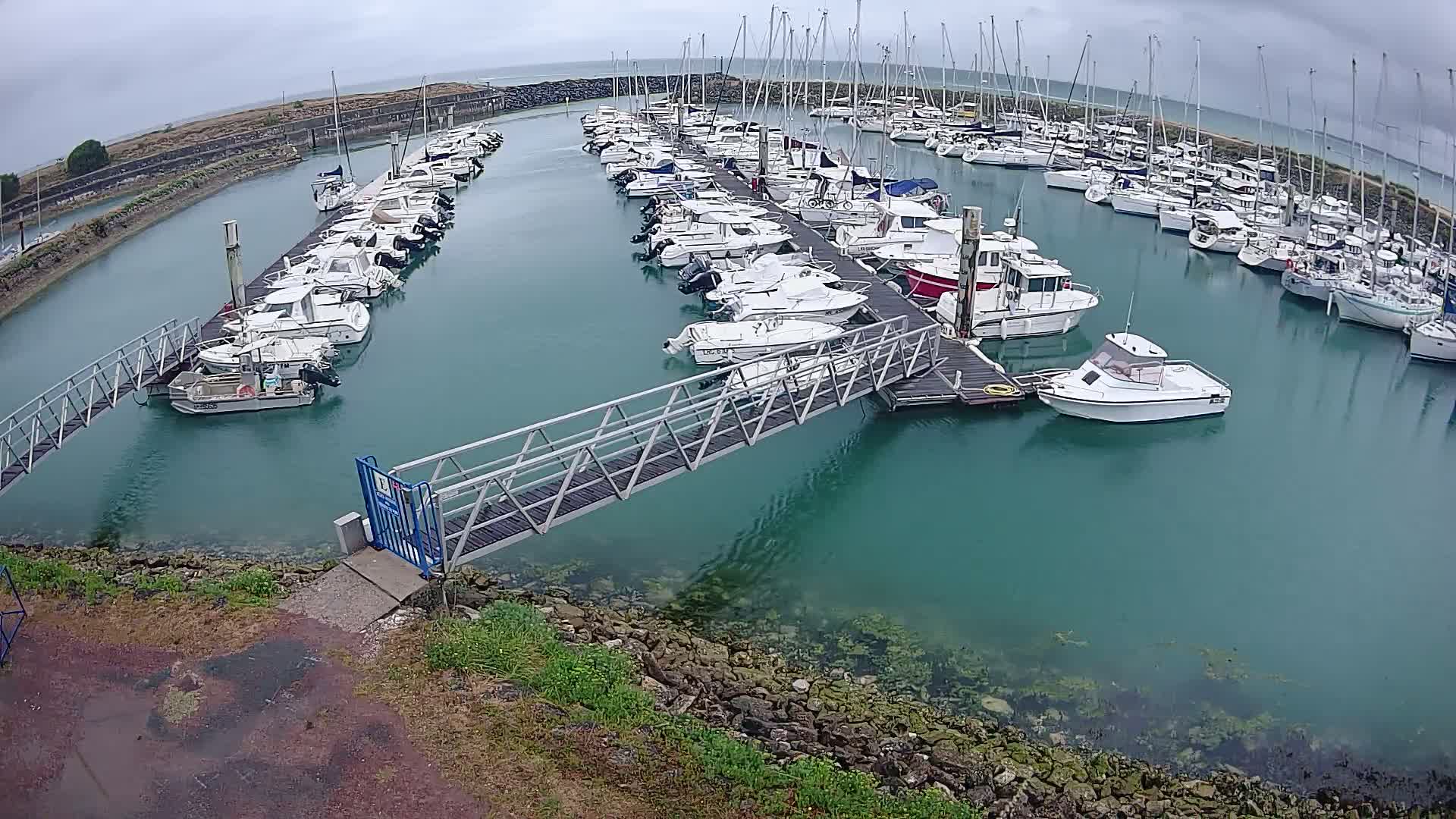Oleron - Le Douhet Marine Live Cam - Rochefort, Charente-Maritime, Nouvelle-Aquitaine, France
