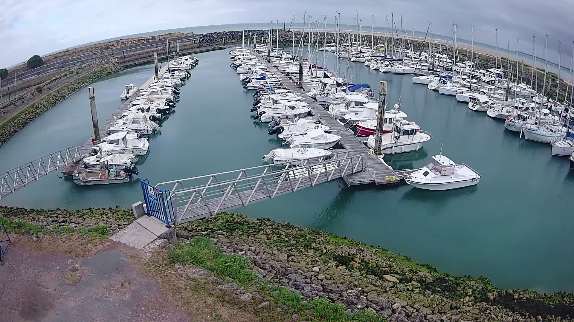Oleron - Le Douhet Marine Live Cam - Rochefort, Charente-Maritime, Nouvelle-Aquitaine, France