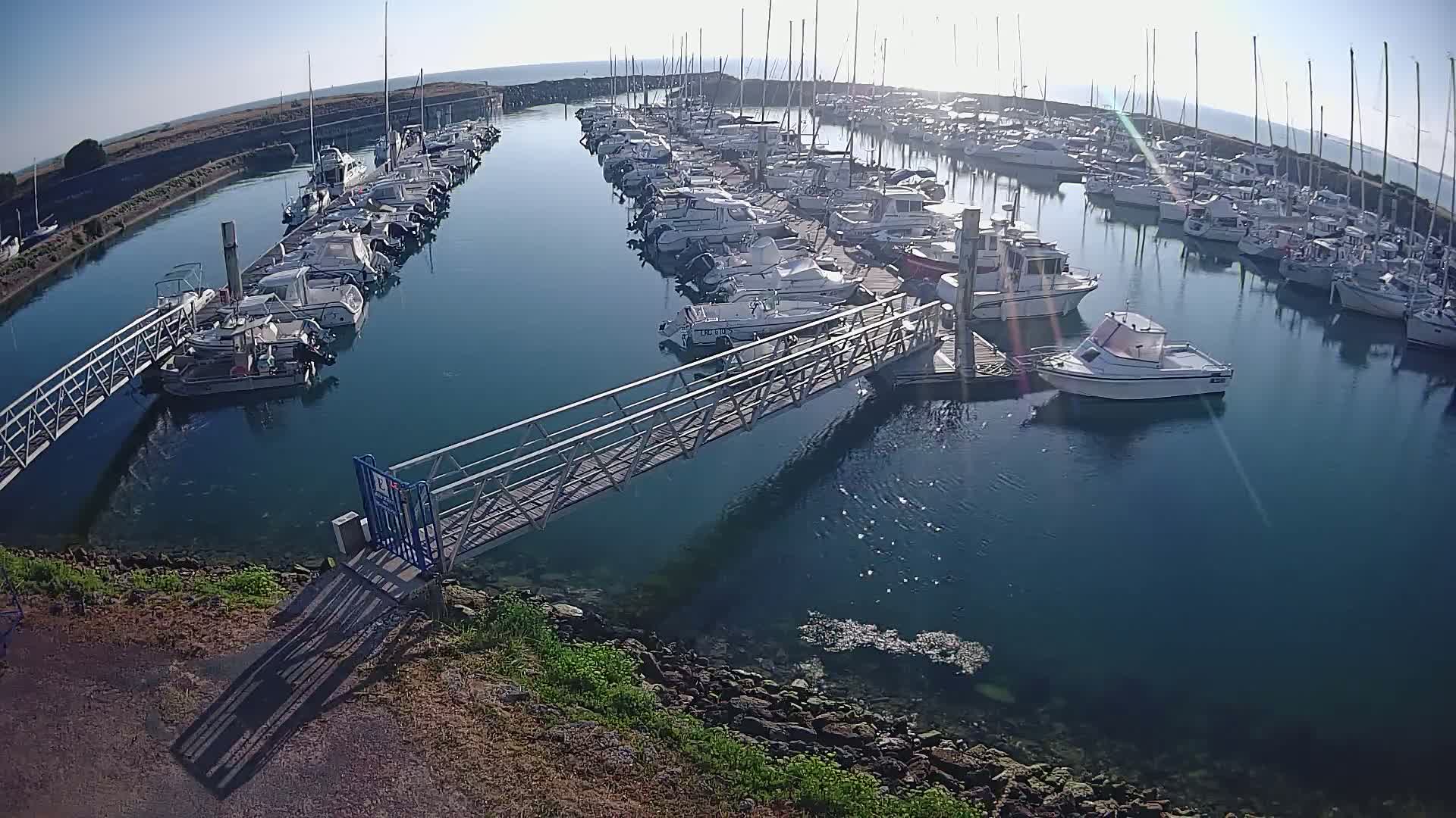 Oleron - Le Douhet Marine Live Cam - Rochefort, Charente-Maritime, Nouvelle-Aquitaine, France