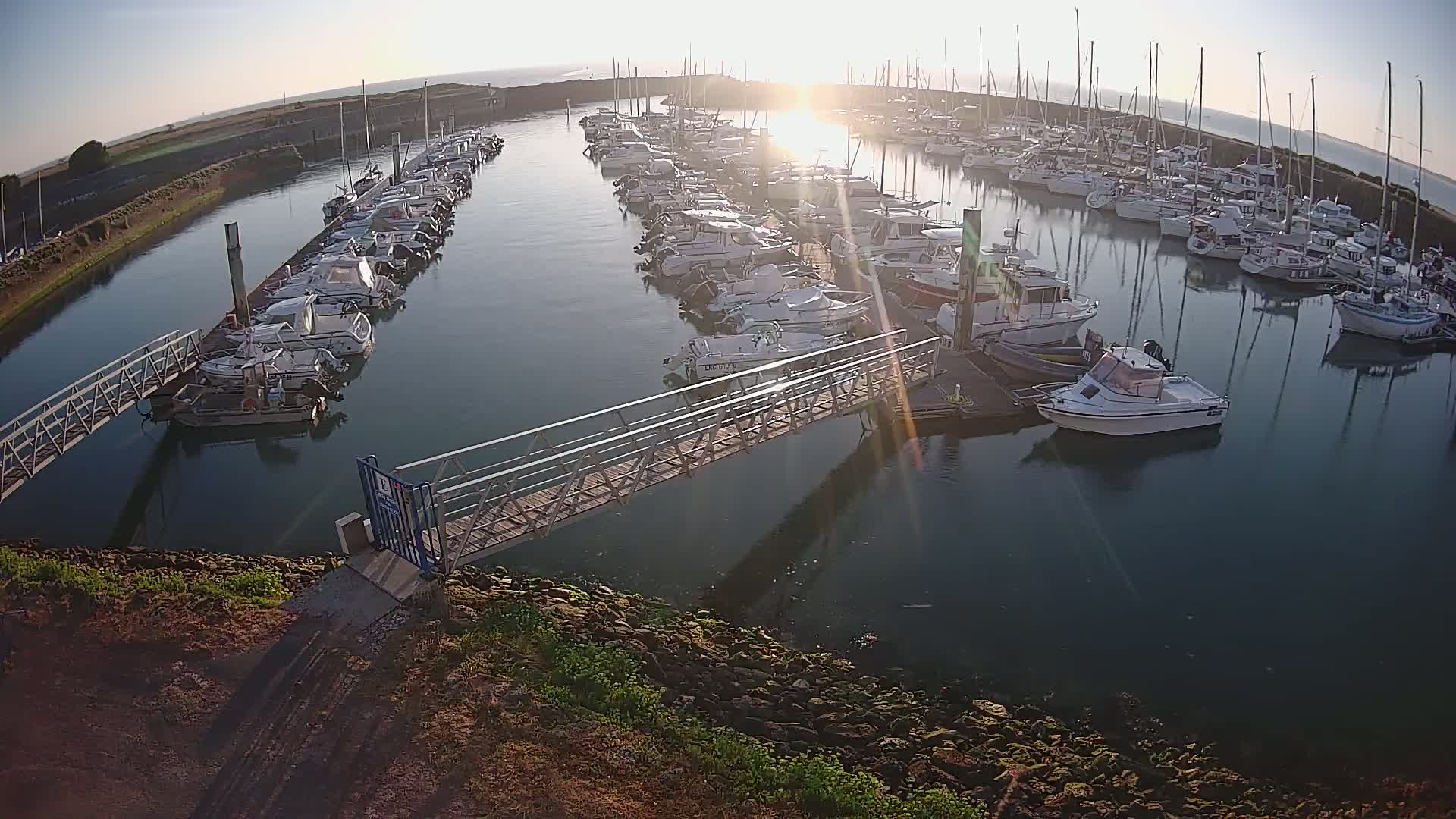 Oleron - Le Douhet Marine Live Cam - Rochefort, Charente-Maritime, Nouvelle-Aquitaine, France