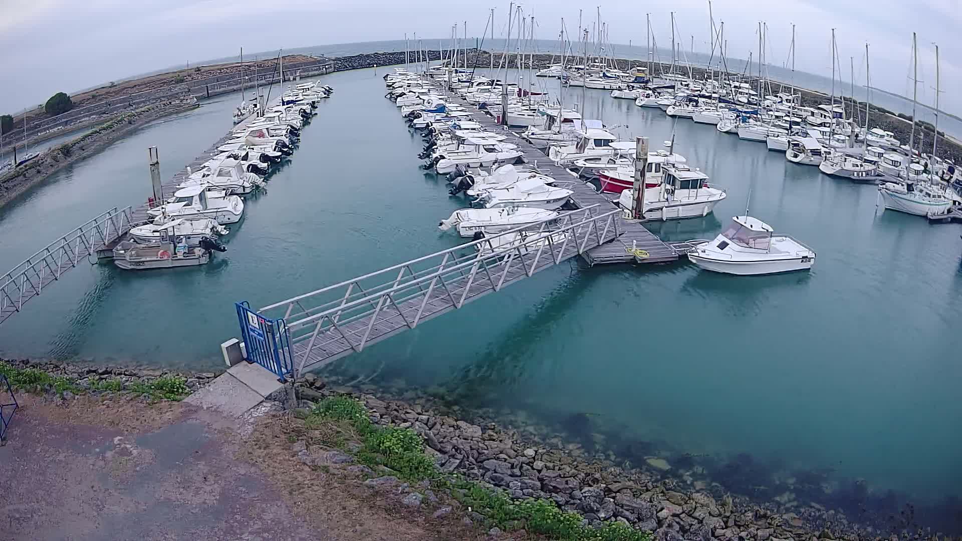 Oleron - Le Douhet Marine Live Cam - Rochefort, Charente-Maritime, Nouvelle-Aquitaine, France