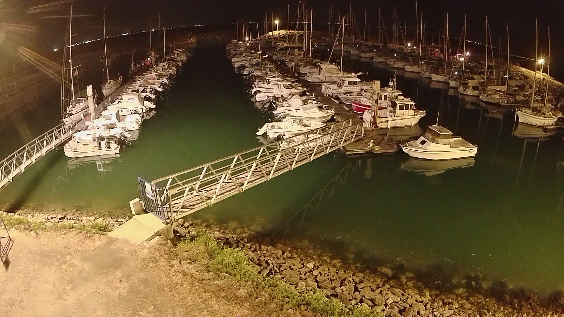 Oleron - Le Douhet Marine Live Cam - Rochefort, Charente-Maritime, Nouvelle-Aquitaine, France