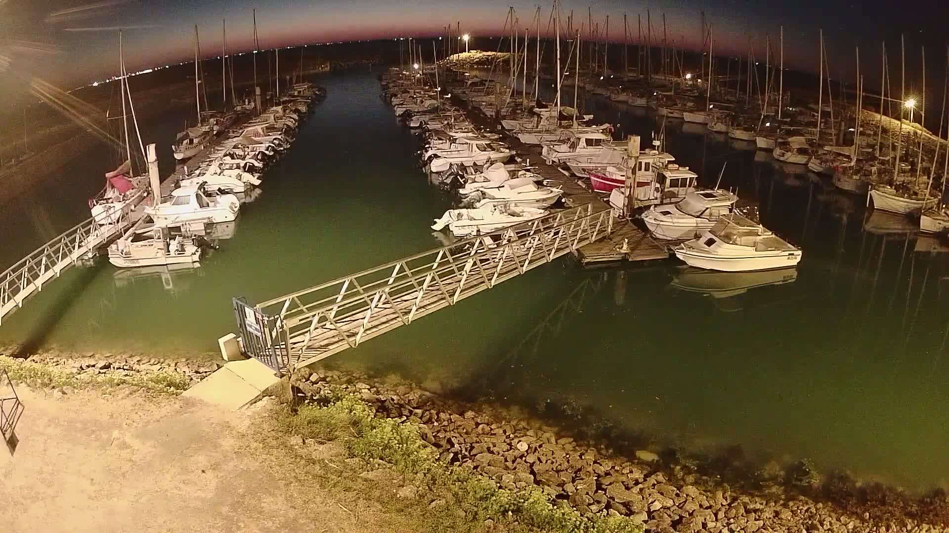 Oleron - Le Douhet Marine Live Cam - Rochefort, Charente-Maritime, Nouvelle-Aquitaine, France