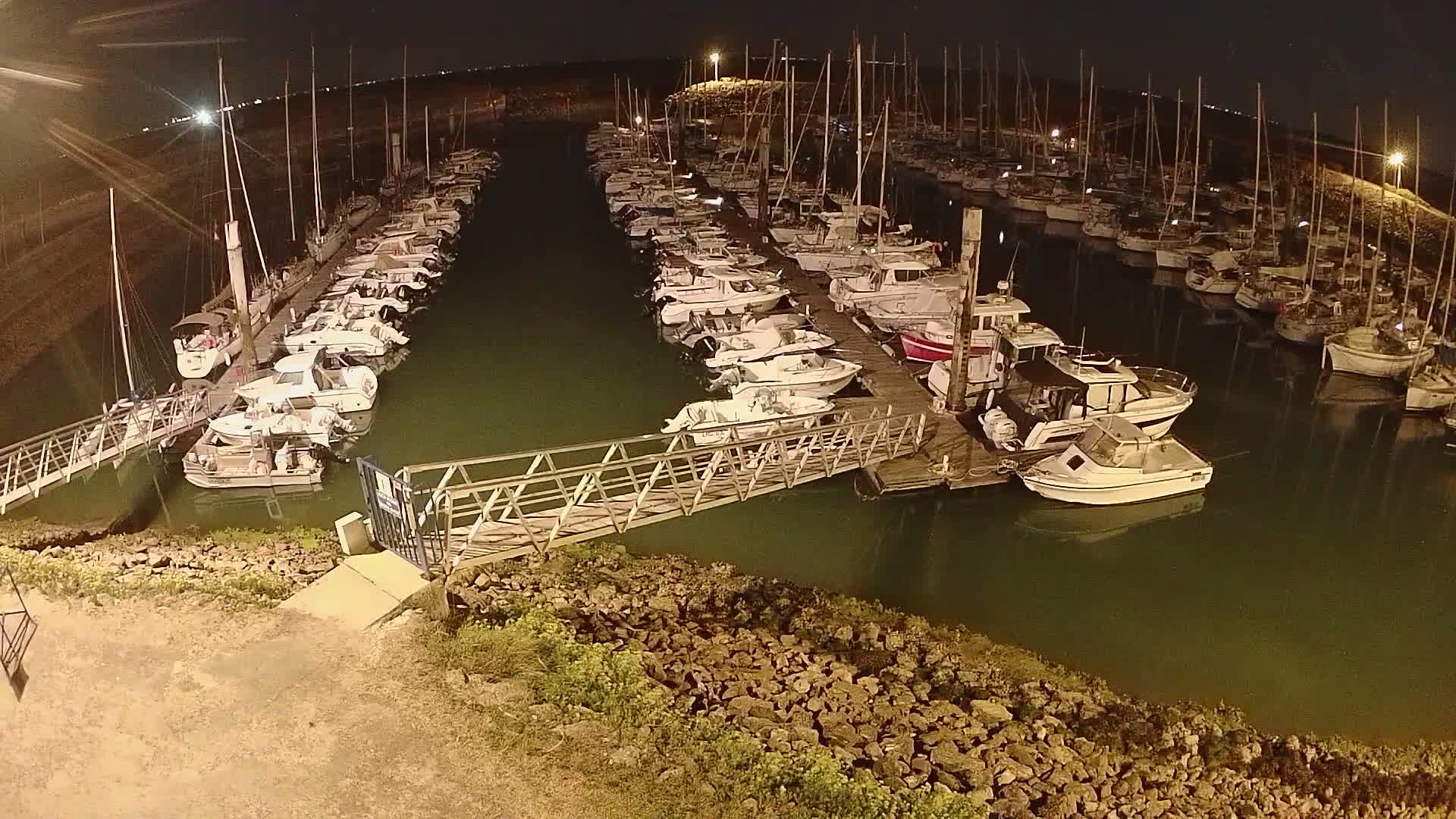 Oleron - Le Douhet Marine Live Cam - Rochefort, Charente-Maritime, Nouvelle-Aquitaine, France