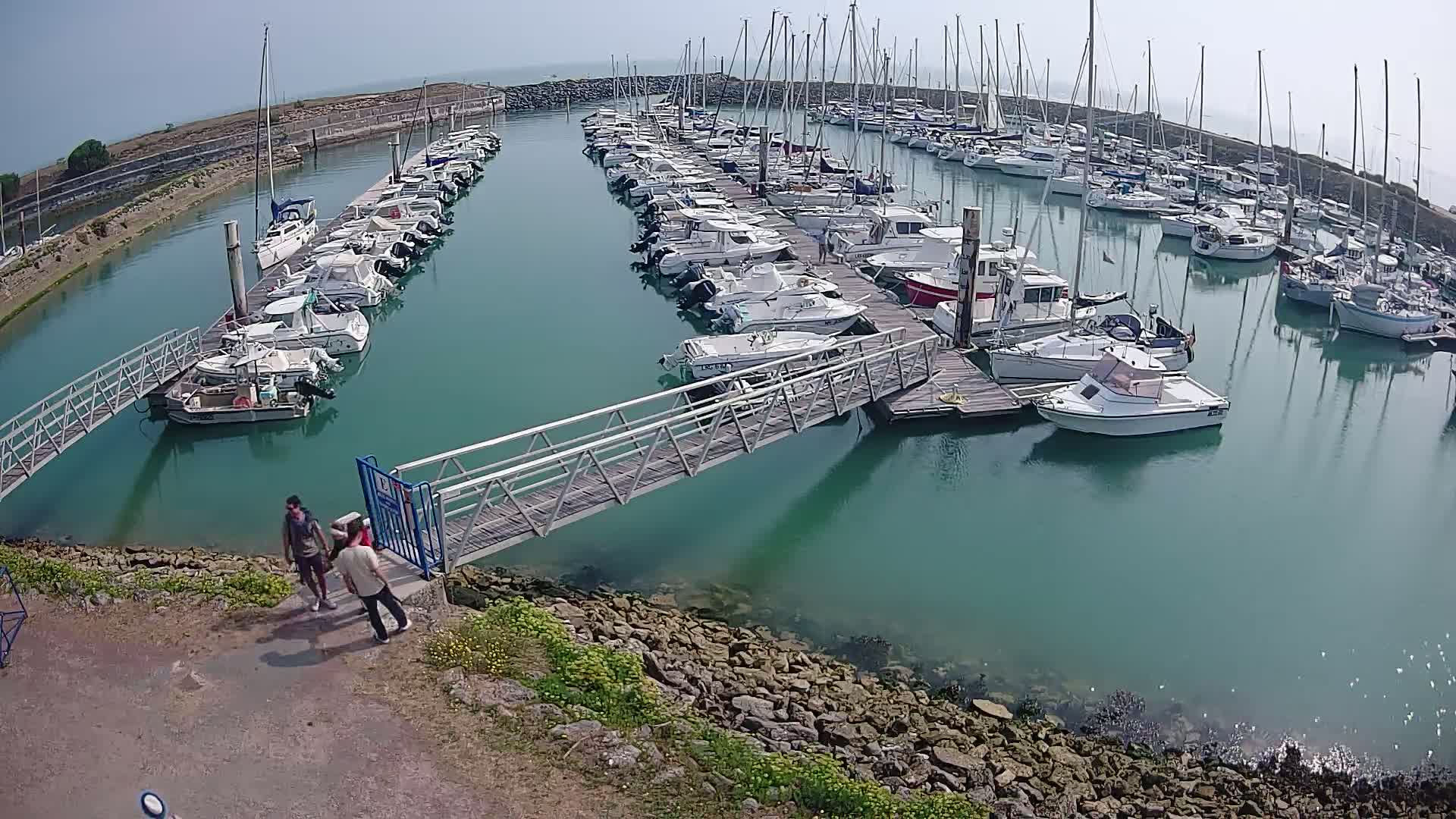 Oleron - Le Douhet Marine Live Cam - Rochefort, Charente-Maritime, Nouvelle-Aquitaine, France