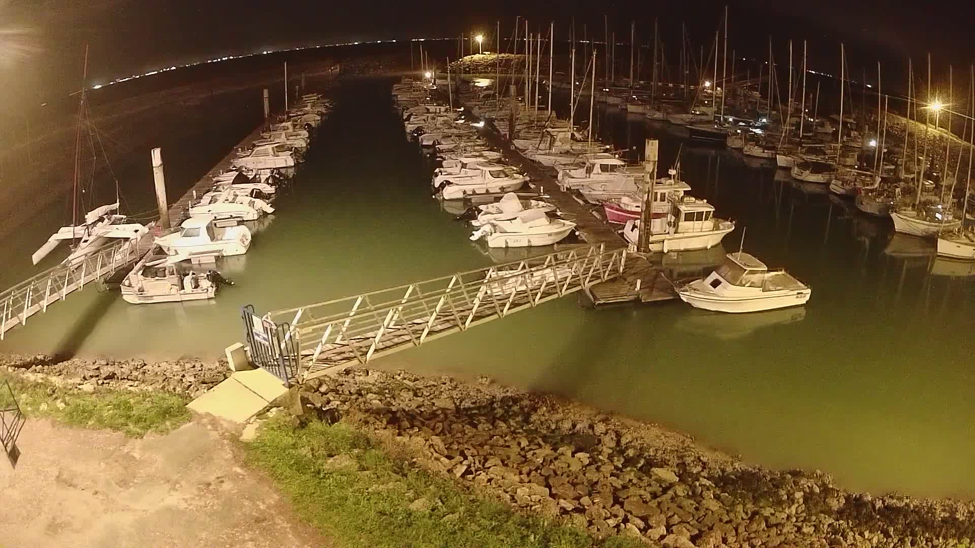 Oleron - Le Douhet Marine Live Cam - Rochefort, Charente-Maritime, Nouvelle-Aquitaine, France