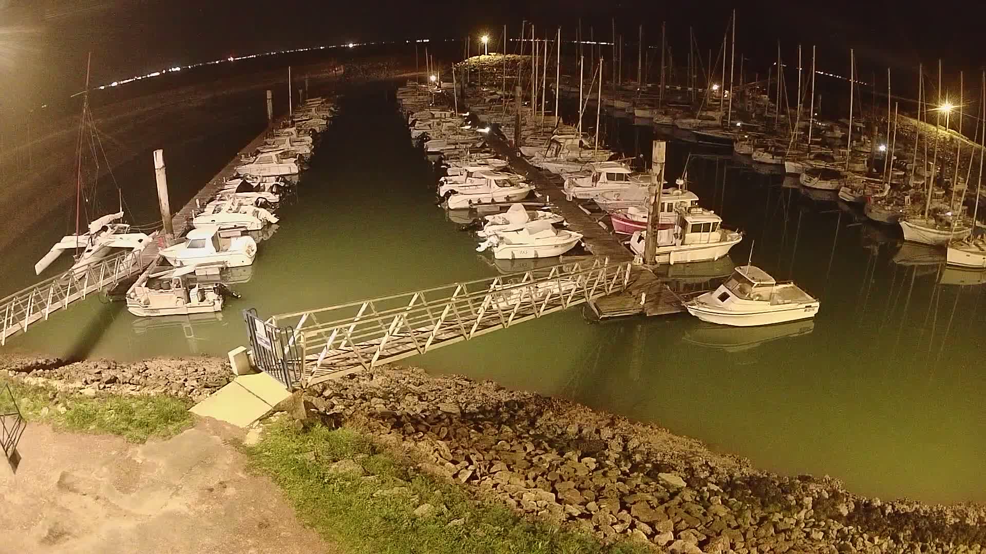 Oleron - Le Douhet Marine Live Cam - Rochefort, Charente-Maritime, Nouvelle-Aquitaine, France