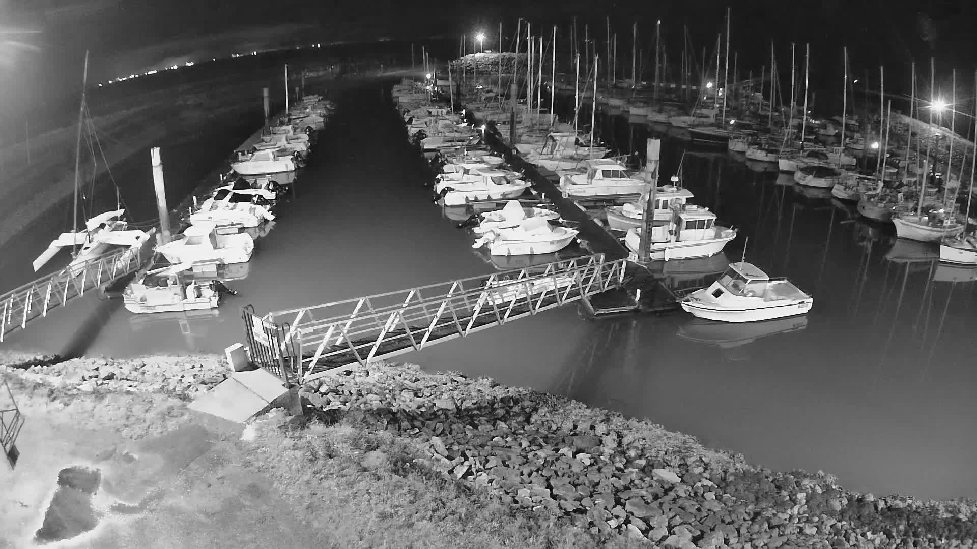 Oleron - Le Douhet Marine Live Cam - Rochefort, Charente-Maritime, Nouvelle-Aquitaine, France