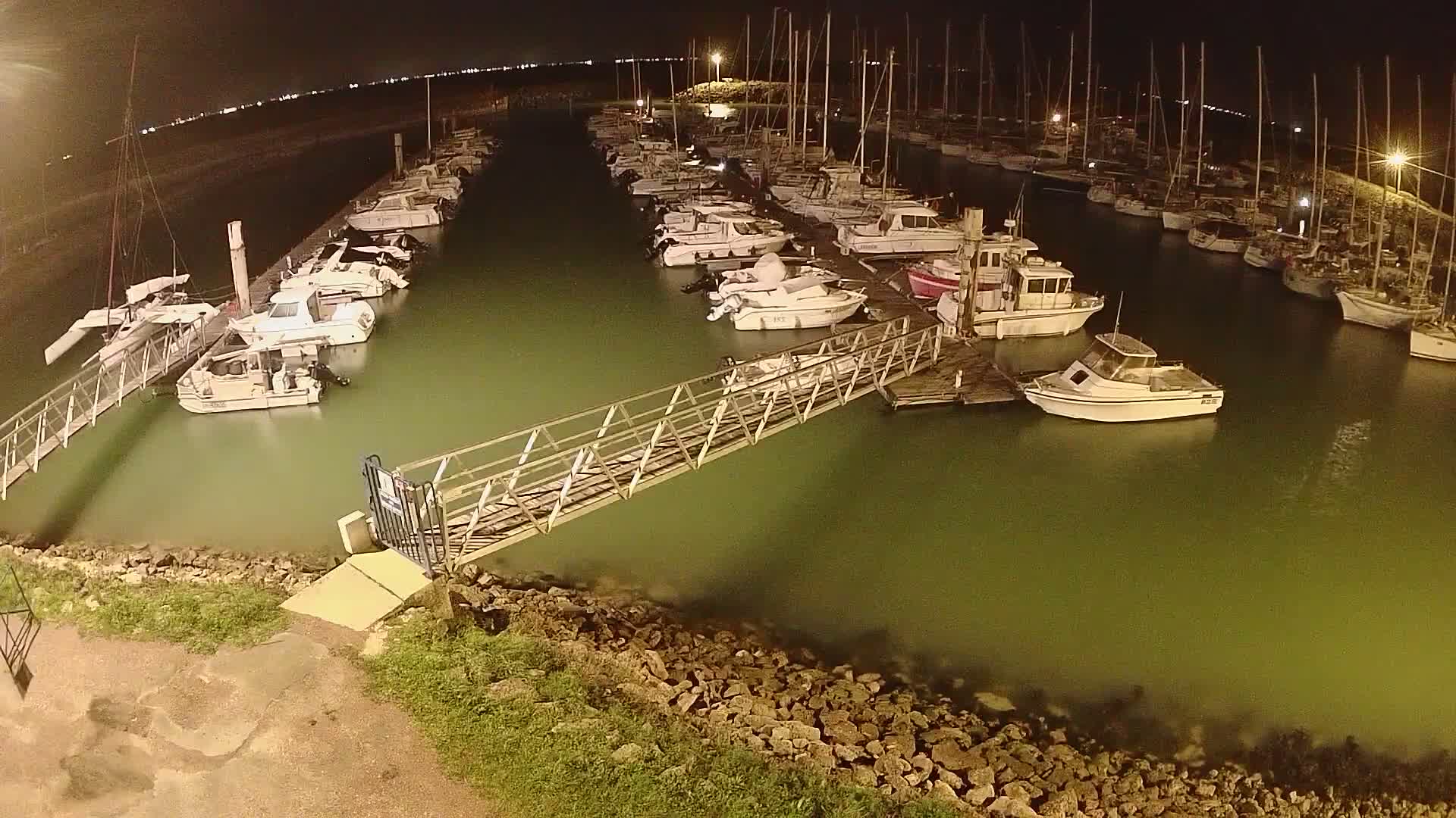 Oleron - Le Douhet Marine Live Cam - Rochefort, Charente-Maritime, Nouvelle-Aquitaine, France