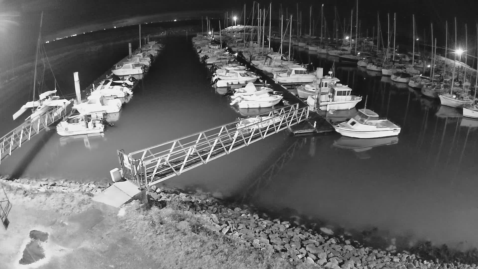 Oleron - Le Douhet Marine Live Cam - Rochefort, Charente-Maritime, Nouvelle-Aquitaine, France