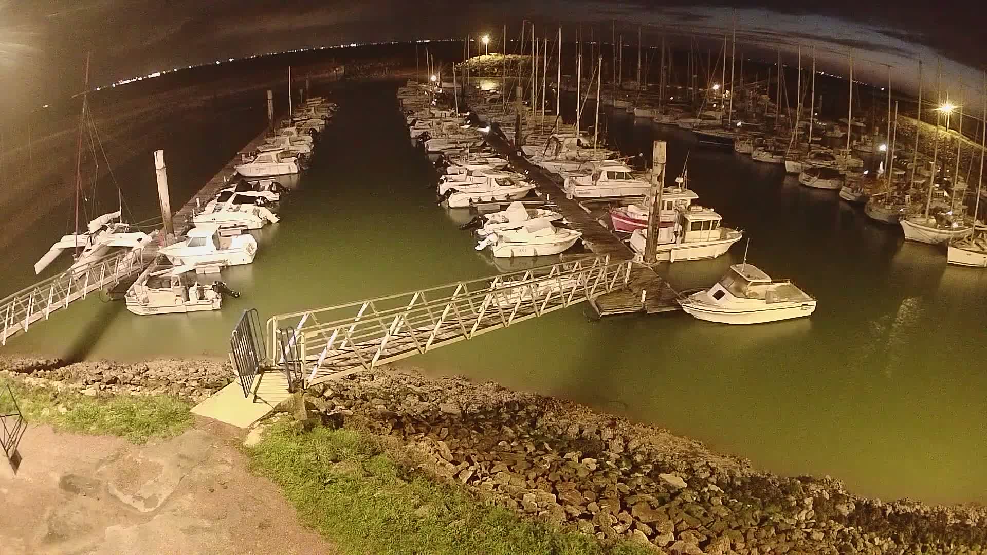 Oleron - Le Douhet Marine Live Cam - Rochefort, Charente-Maritime, Nouvelle-Aquitaine, France