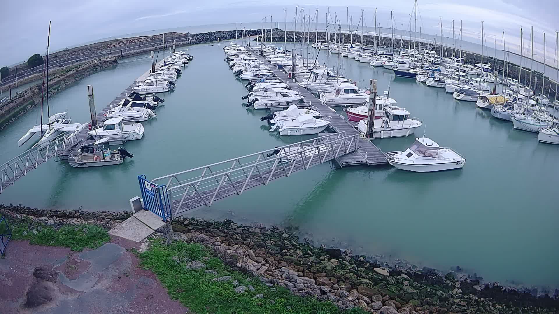 Oleron - Le Douhet Marine Live Cam - Rochefort, Charente-Maritime, Nouvelle-Aquitaine, France