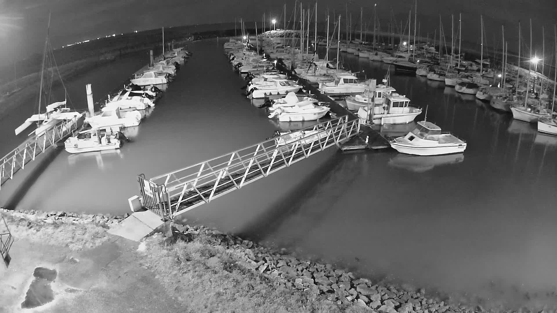 Oleron - Le Douhet Marine Live Cam - Rochefort, Charente-Maritime, Nouvelle-Aquitaine, France