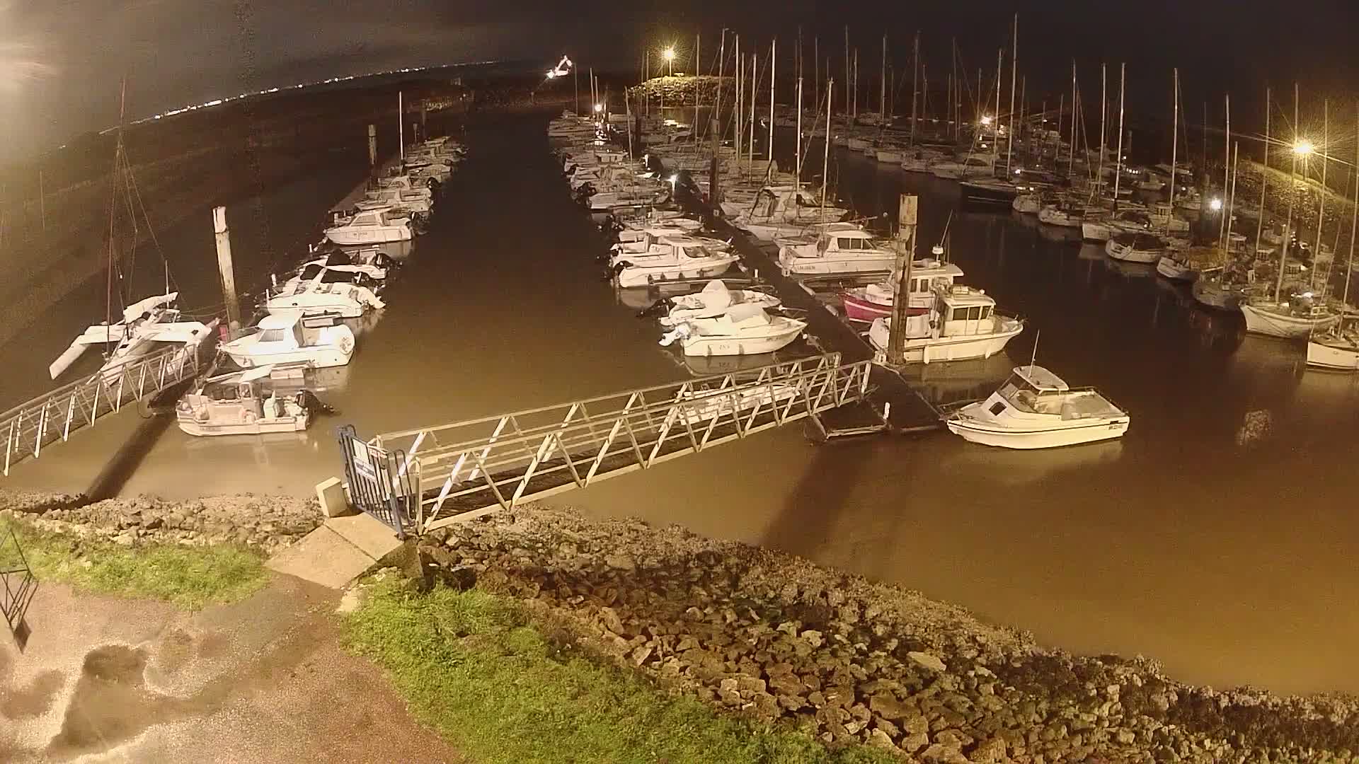 Oleron - Le Douhet Marine Live Cam - Rochefort, Charente-Maritime, Nouvelle-Aquitaine, France
