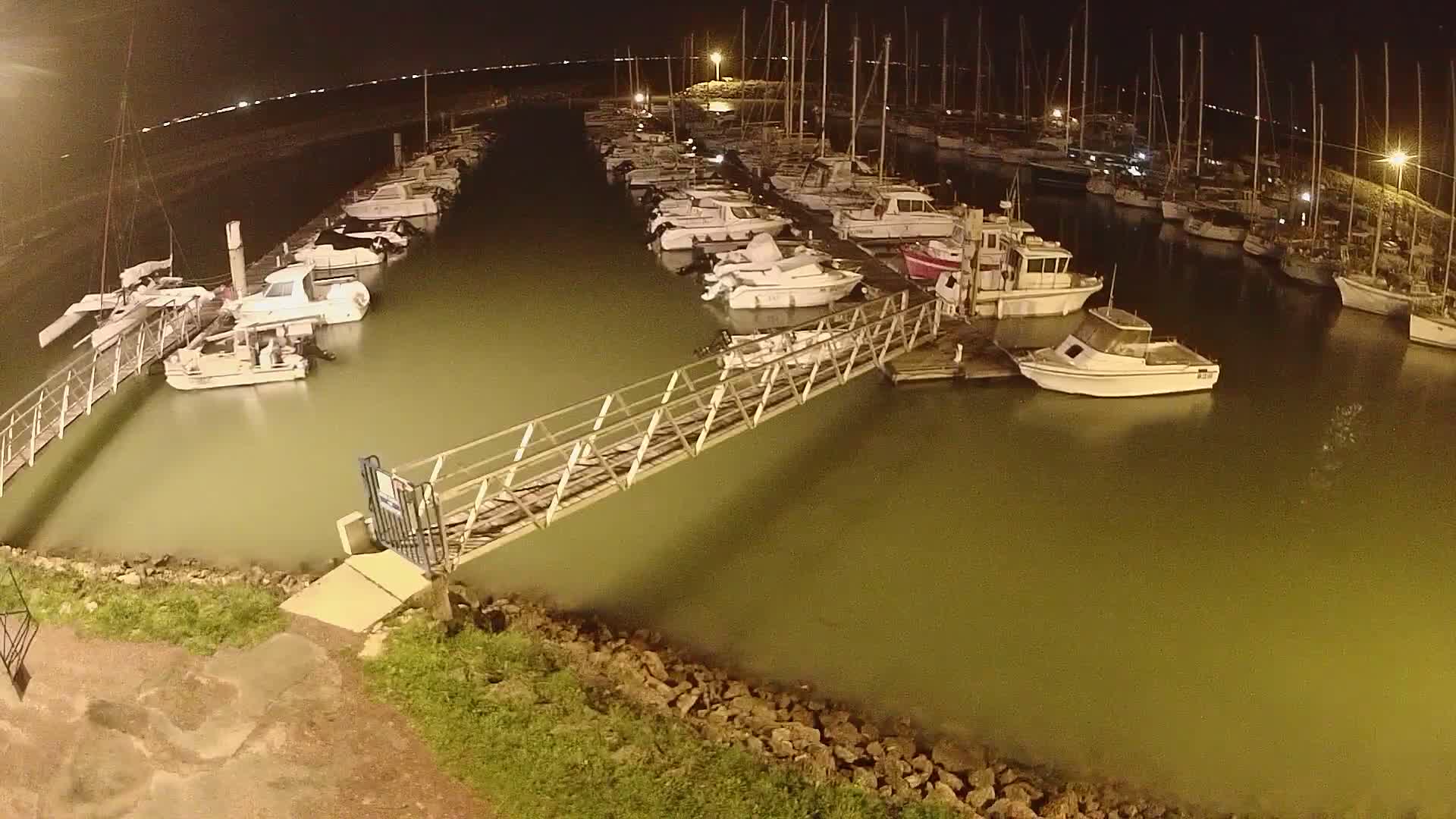 Oleron - Le Douhet Marine Live Cam - Rochefort, Charente-Maritime, Nouvelle-Aquitaine, France