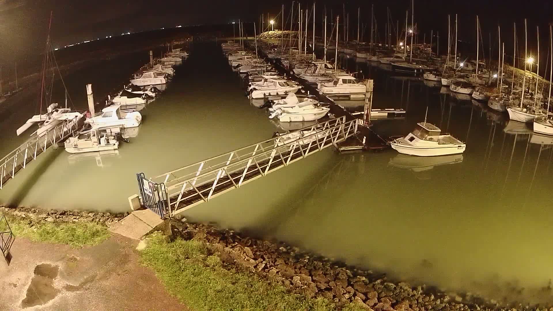 Oleron - Le Douhet Marine Live Cam - Rochefort, Charente-Maritime, Nouvelle-Aquitaine, France