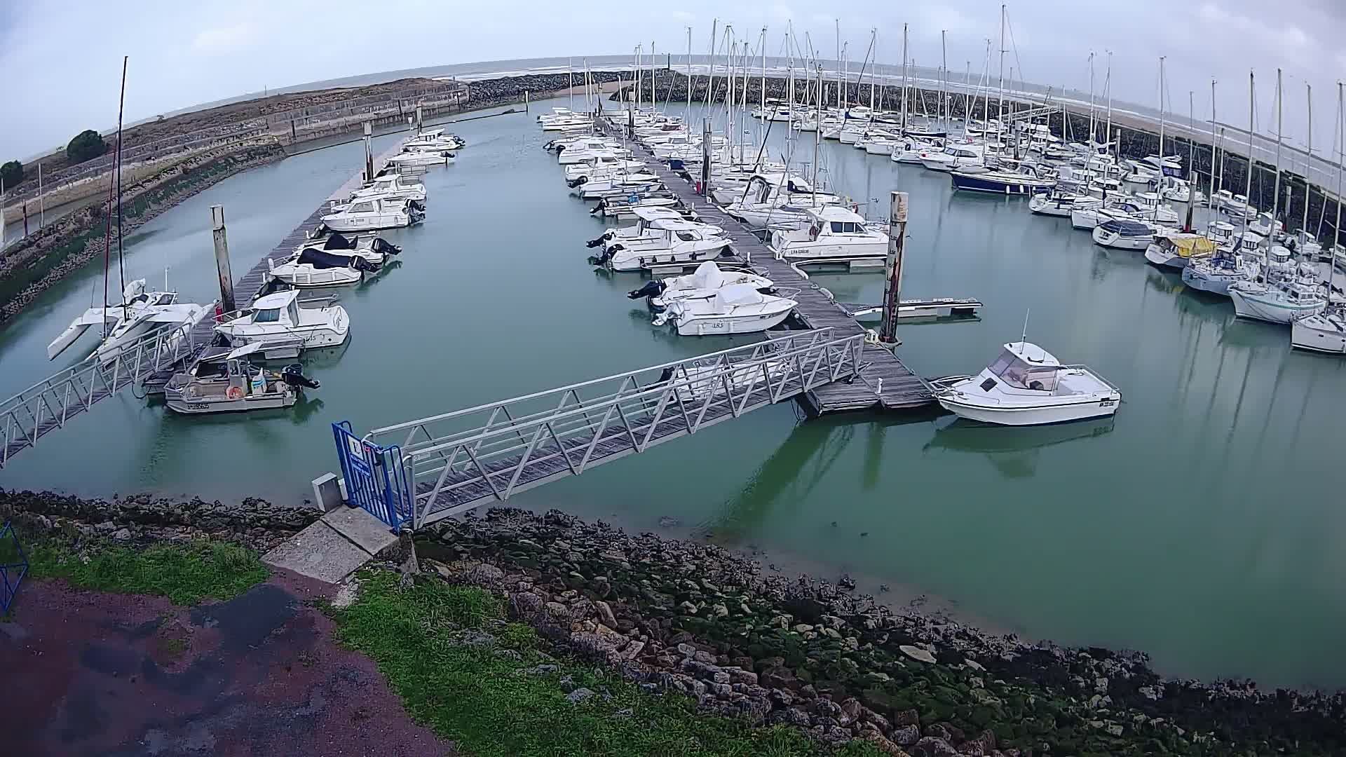 Oleron - Le Douhet Marine Live Cam - Rochefort, Charente-Maritime, Nouvelle-Aquitaine, France