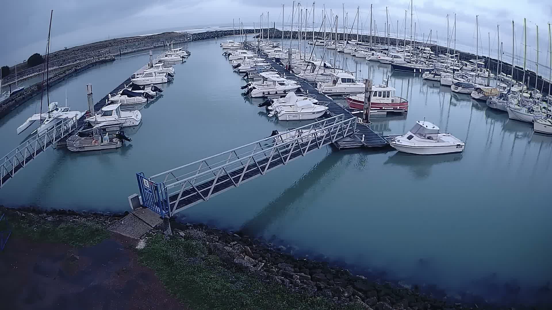 Oleron - Le Douhet Marine Live Cam - Rochefort, Charente-Maritime, Nouvelle-Aquitaine, France