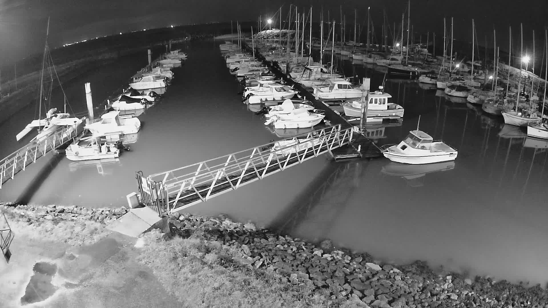 Oleron - Le Douhet Marine Live Cam - Rochefort, Charente-Maritime, Nouvelle-Aquitaine, France
