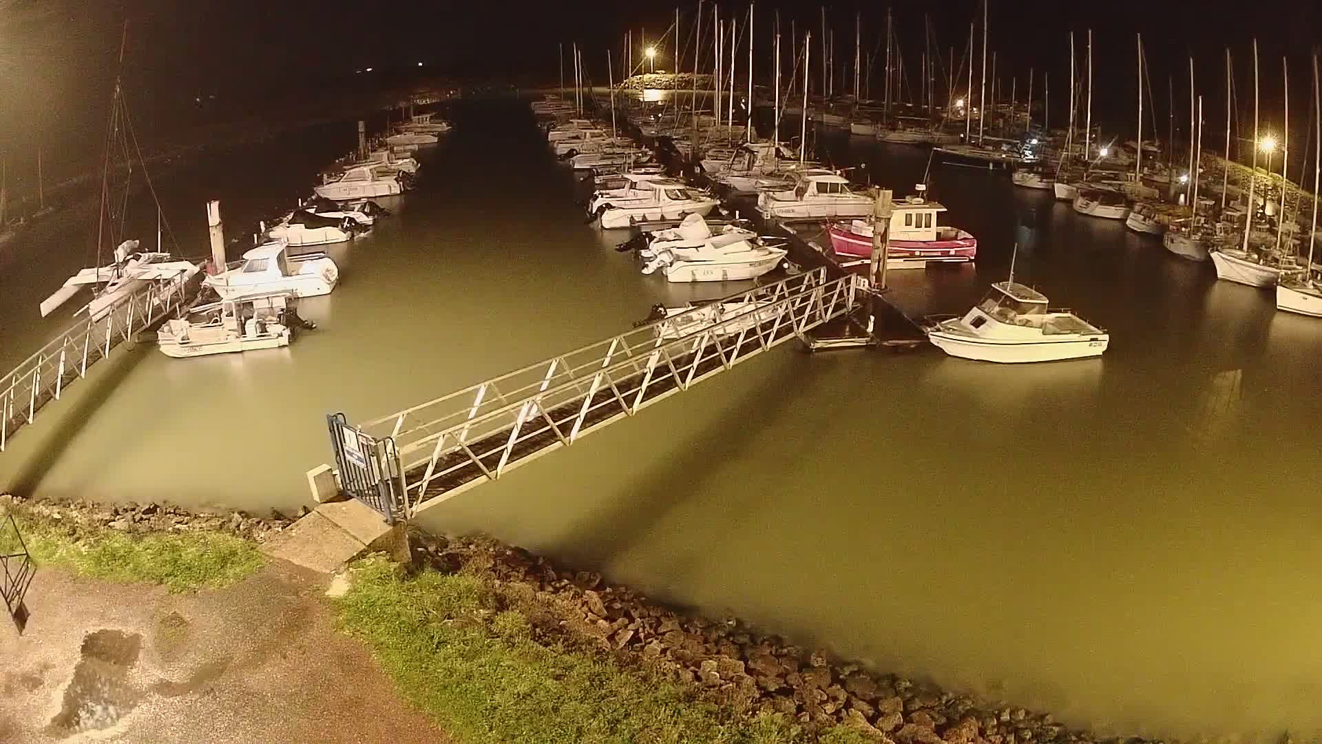 Oleron - Le Douhet Marine Live Cam - Rochefort, Charente-Maritime, Nouvelle-Aquitaine, France