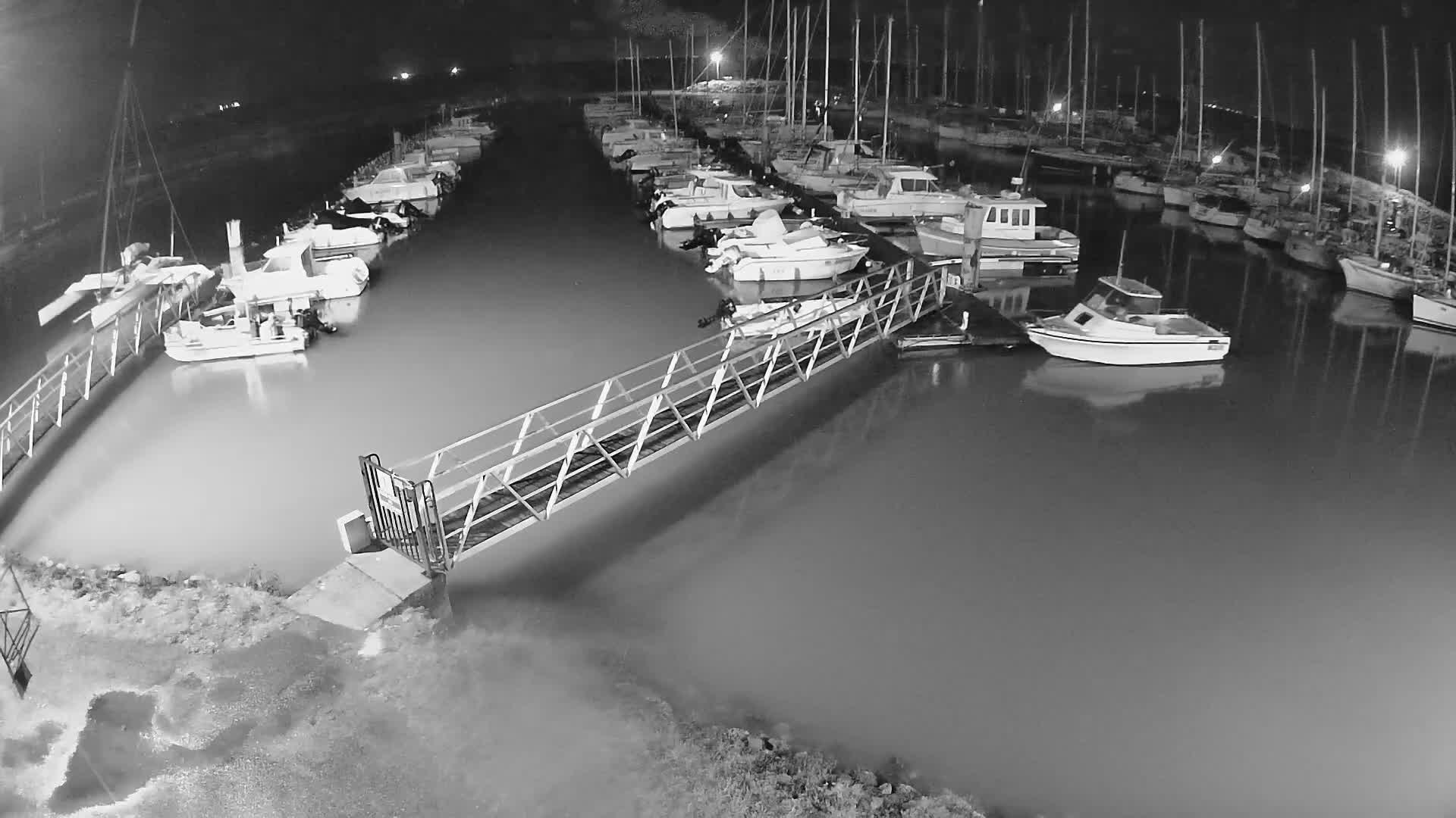 Oleron - Le Douhet Marine Live Cam - Rochefort, Charente-Maritime, Nouvelle-Aquitaine, France