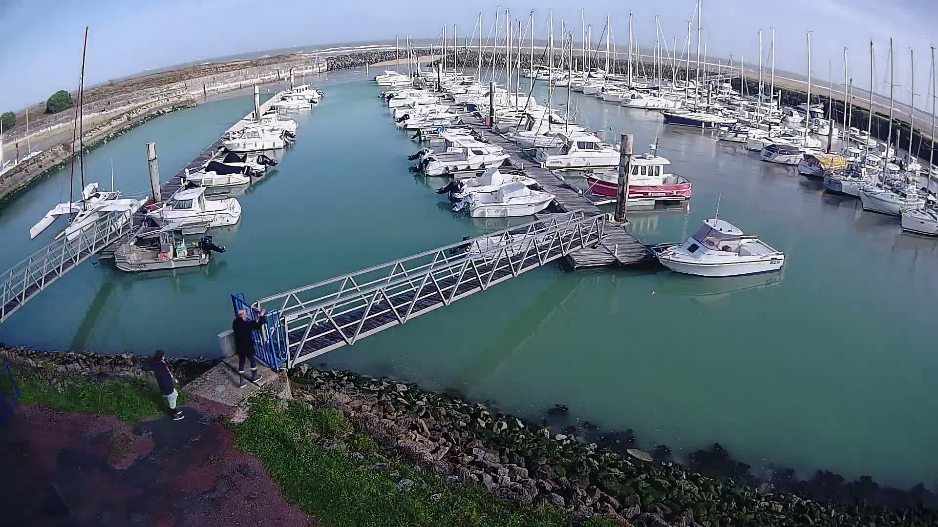Oleron - Le Douhet Marine Live Cam - Rochefort, Charente-Maritime, Nouvelle-Aquitaine, France