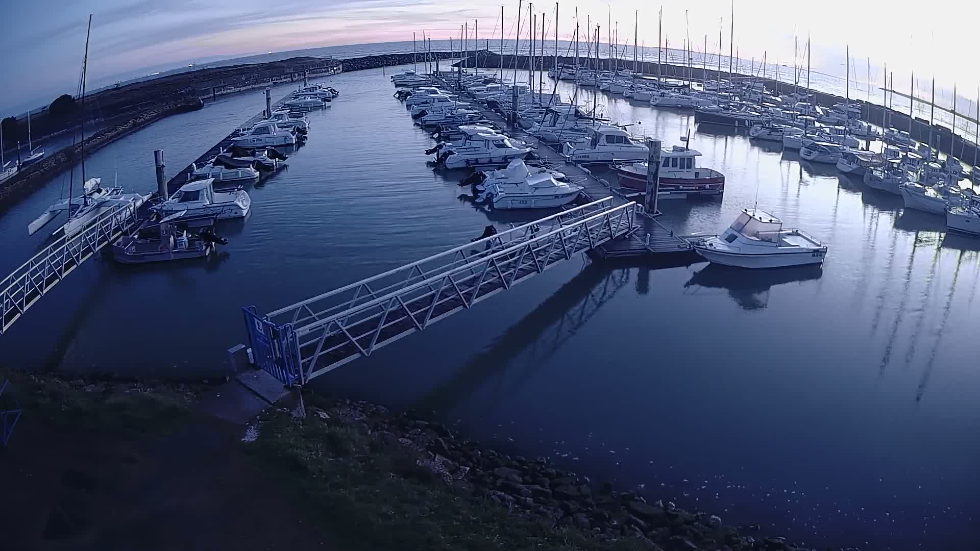 Oleron - Le Douhet Marine Live Cam - Rochefort, Charente-Maritime, Nouvelle-Aquitaine, France