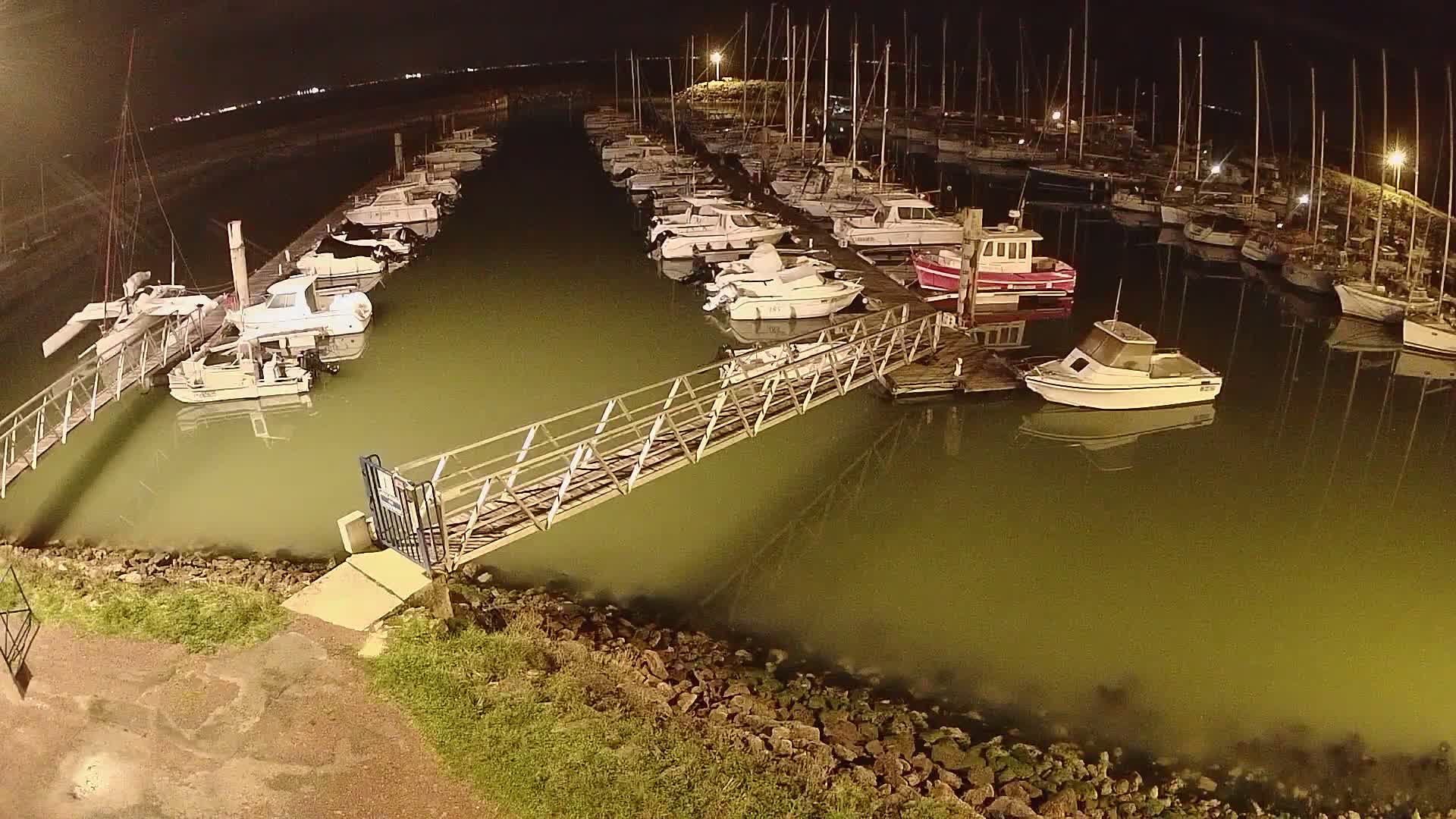 Oleron - Le Douhet Marine Live Cam - Rochefort, Charente-Maritime, Nouvelle-Aquitaine, France