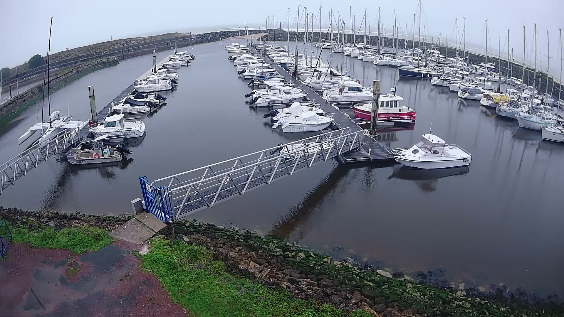 Oleron - Le Douhet Marine Live Cam - Rochefort, Charente-Maritime, Nouvelle-Aquitaine, France