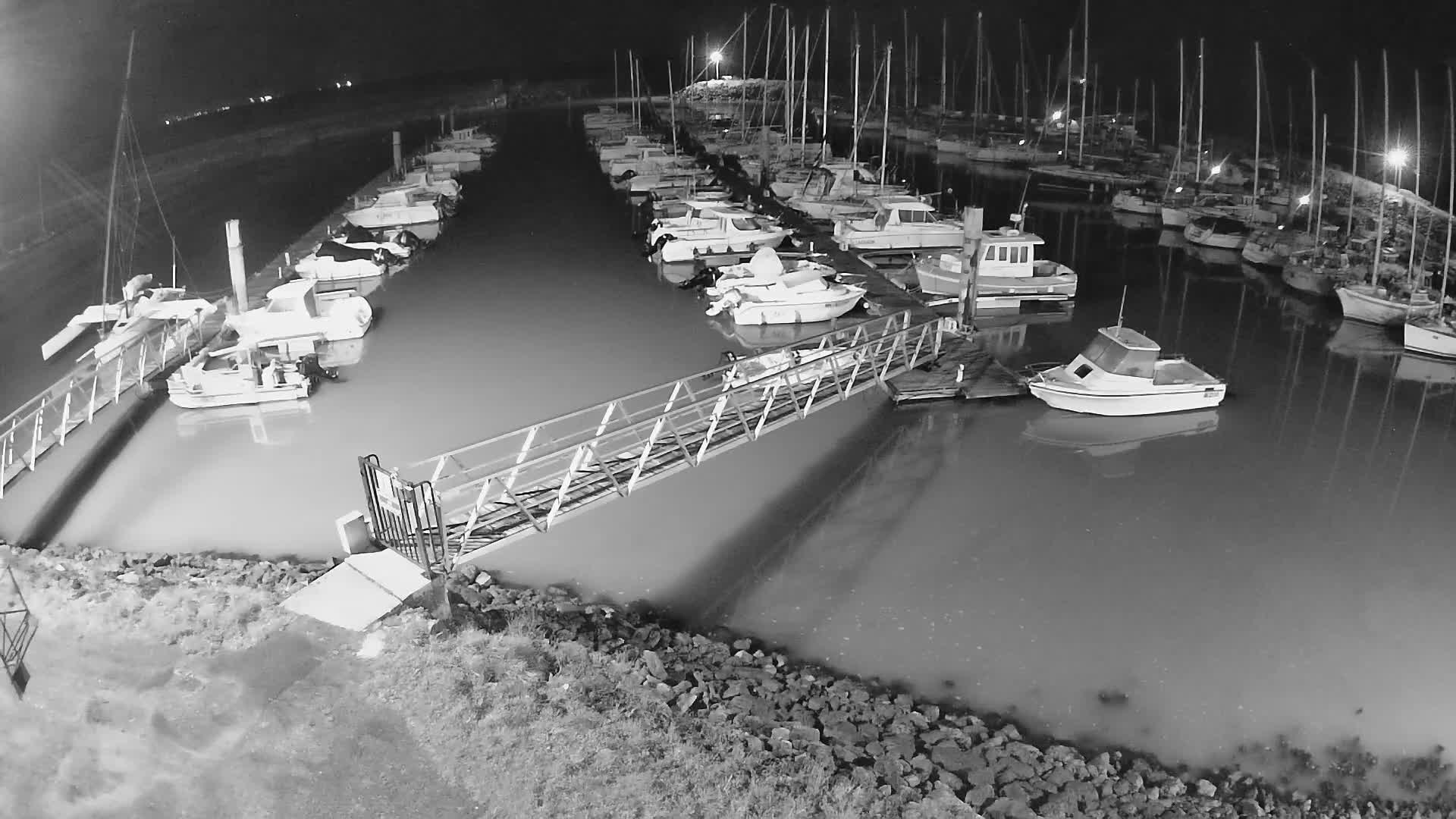 Oleron - Le Douhet Marine Live Cam - Rochefort, Charente-Maritime, Nouvelle-Aquitaine, France
