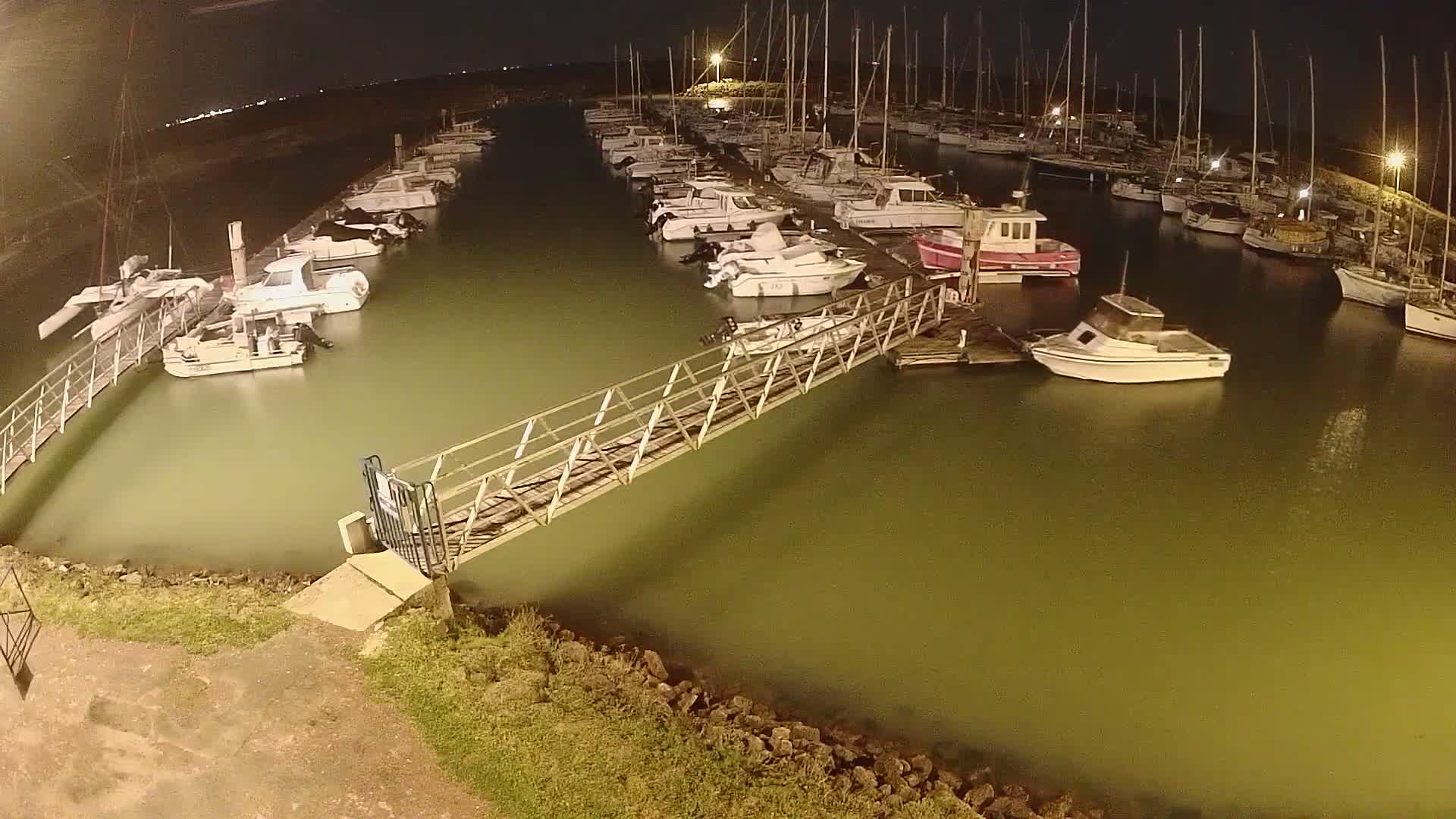 Oleron - Le Douhet Marine Live Cam - Rochefort, Charente-Maritime, Nouvelle-Aquitaine, France