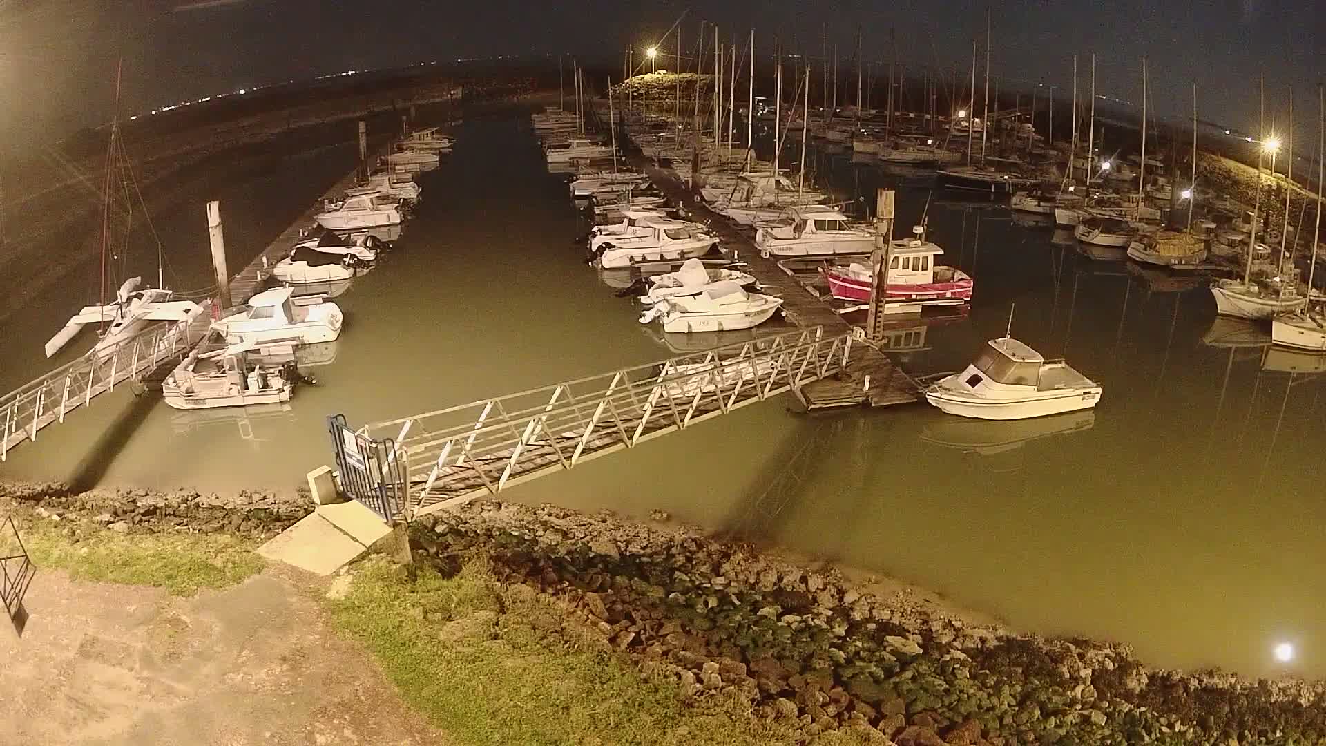 Oleron - Le Douhet Marine Live Cam - Rochefort, Charente-Maritime, Nouvelle-Aquitaine, France