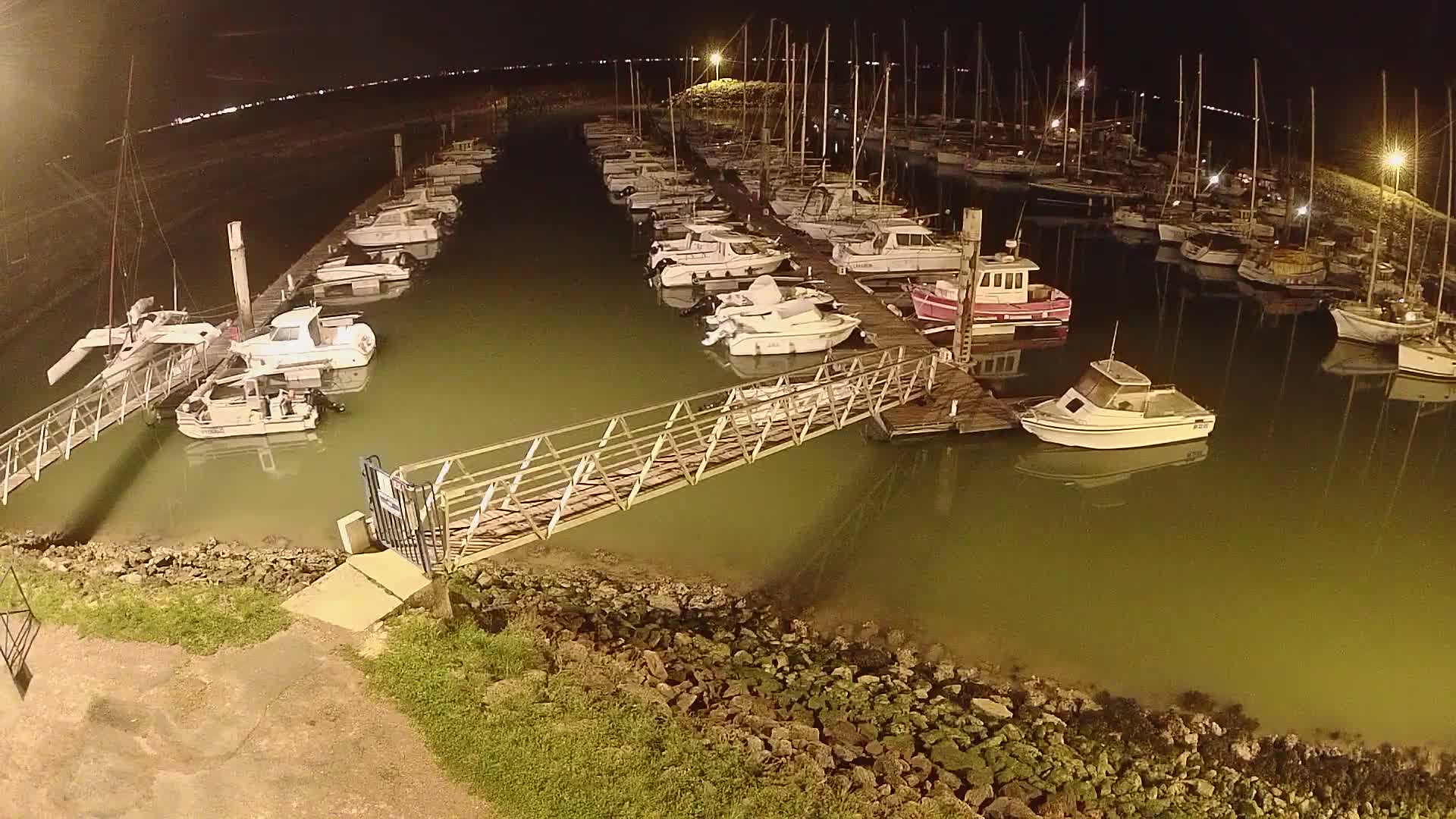 Oleron - Le Douhet Marine Live Cam - Rochefort, Charente-Maritime, Nouvelle-Aquitaine, France
