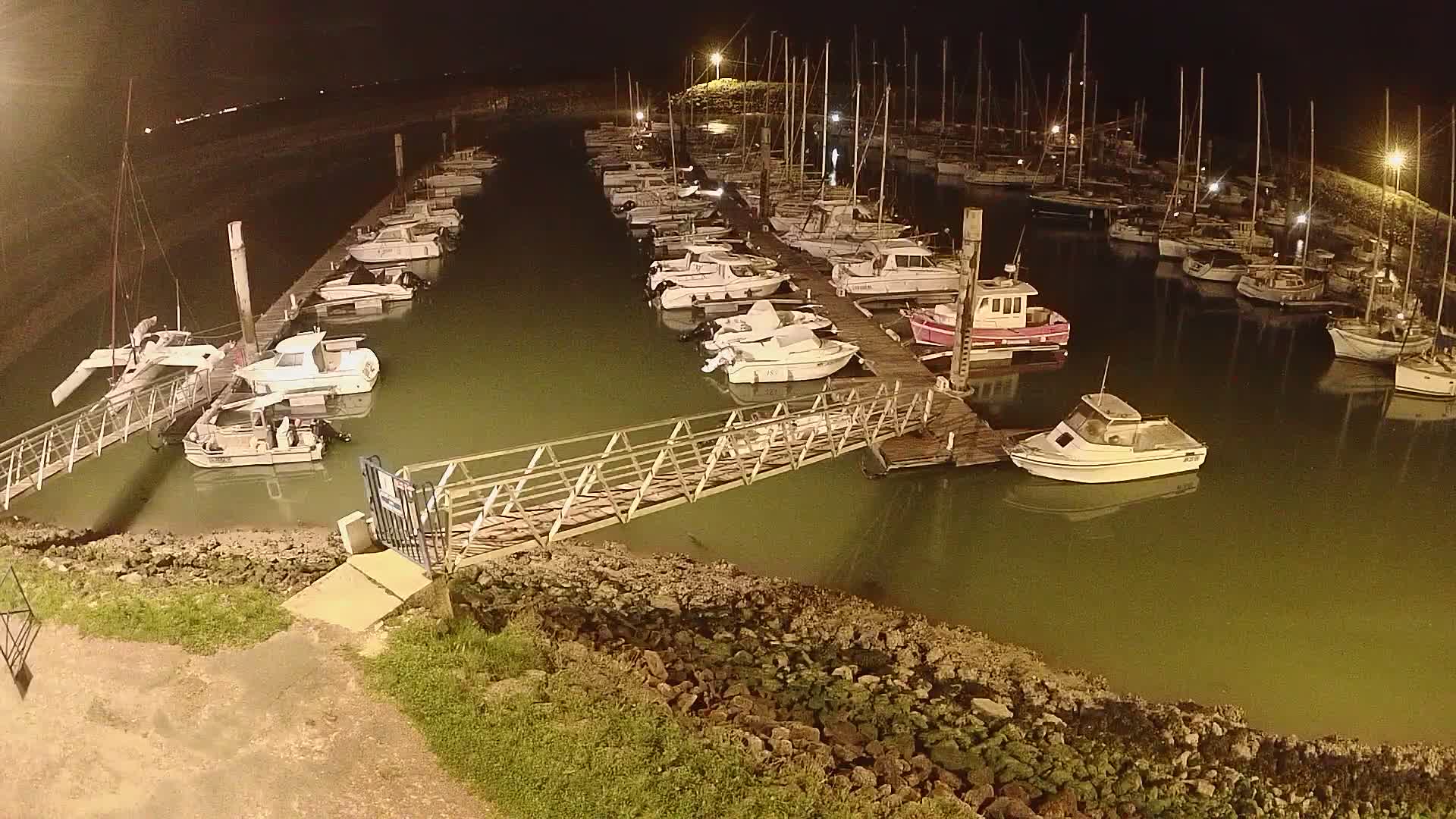 Oleron - Le Douhet Marine Live Cam - Rochefort, Charente-Maritime, Nouvelle-Aquitaine, France