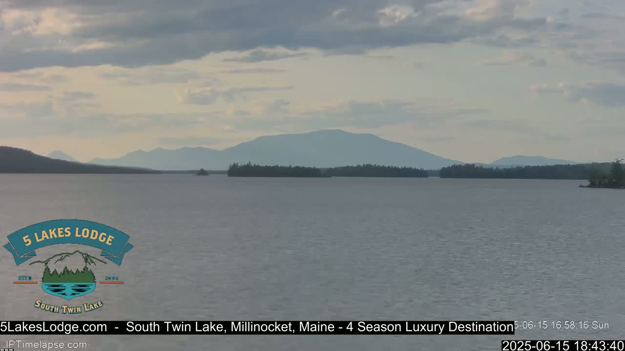 South Twin Lake, Mount  Katahdin, Live Cam - Maine, USA 