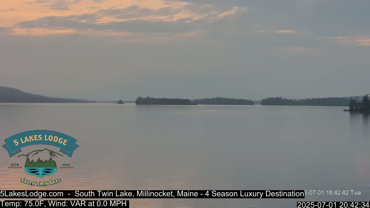 South Twin Lake, Mount  Katahdin, Live Cam - Maine, USA 
