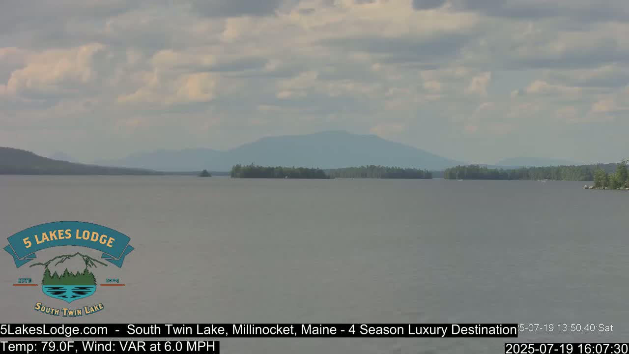 South Twin Lake, Mount  Katahdin, Live Cam - Maine, USA 