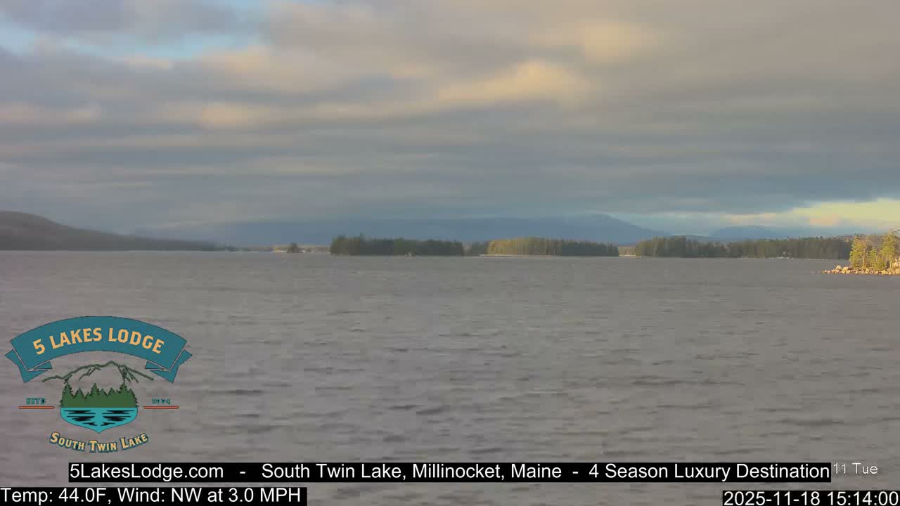 South Twin Lake, Mount  Katahdin, Live Cam - Maine, USA 