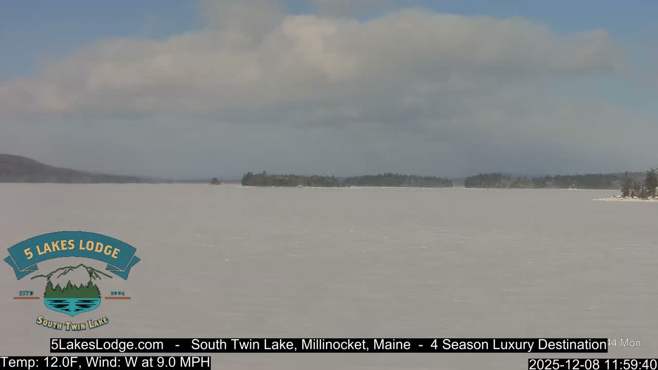 South Twin Lake, Mount  Katahdin, Live Cam - Maine, USA 