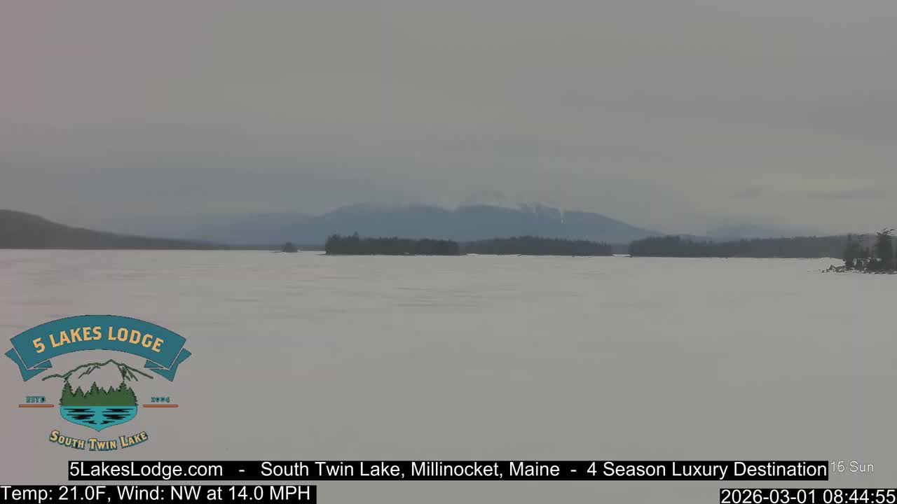 South Twin Lake, Mount  Katahdin, Live Cam - Maine, USA 