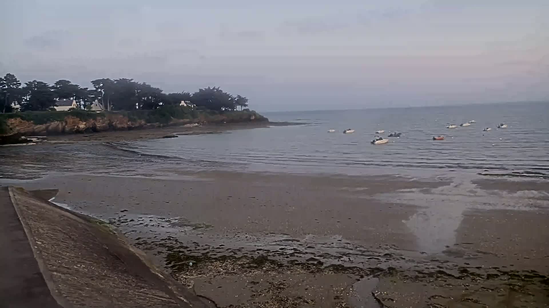 Pénestin, Plage de Betahon Beach Live Cam - Vannes, Morbihan, Bretagne, France