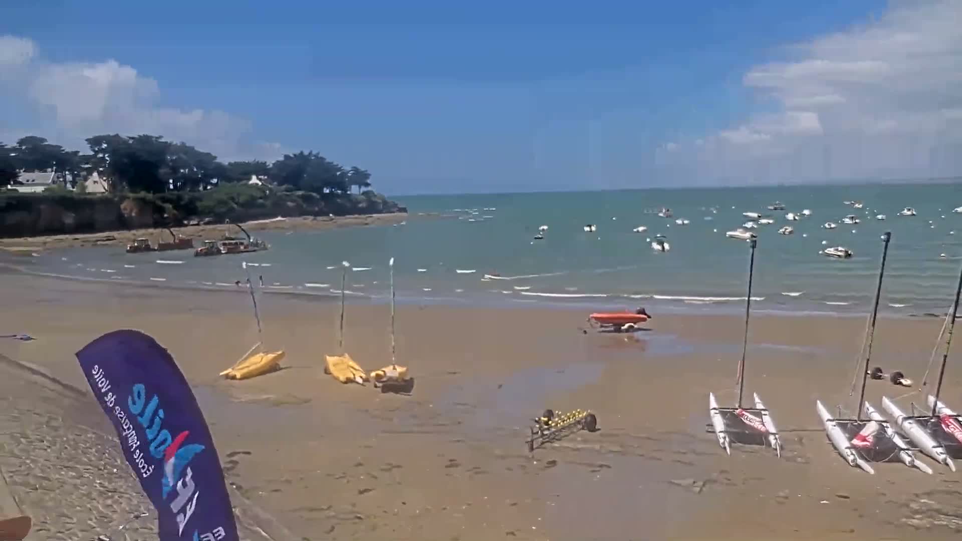 Pénestin, Plage de Betahon Beach Live Cam - Vannes, Morbihan, Bretagne, France