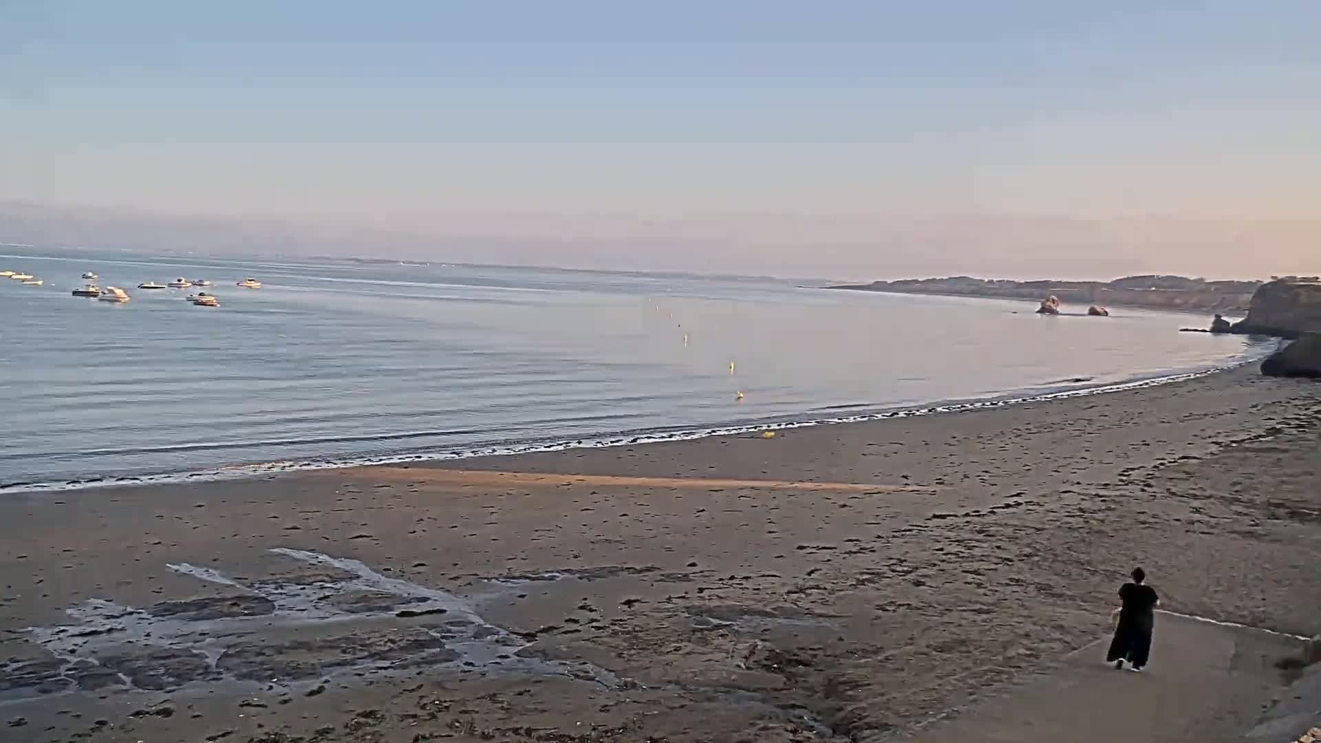 Pénestin, Plage de Betahon Beach Live Cam - Vannes, Morbihan, Bretagne, France